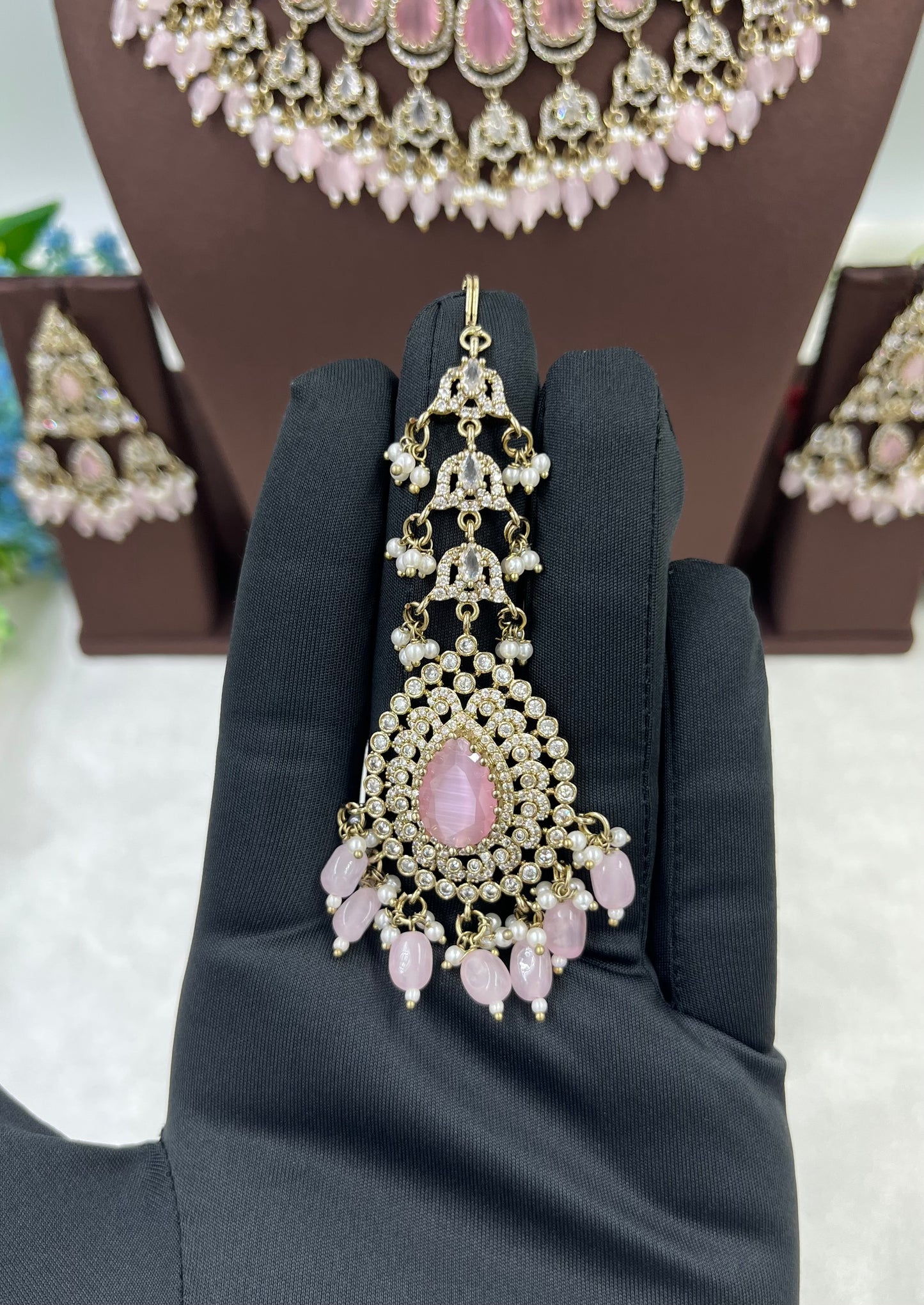Nidhi Premium Victorian Ad Necklace