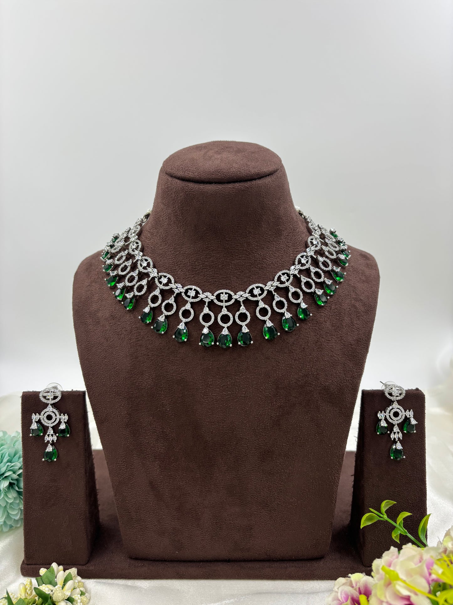 NORA AMERICAN DIMOND NECKLACE SET