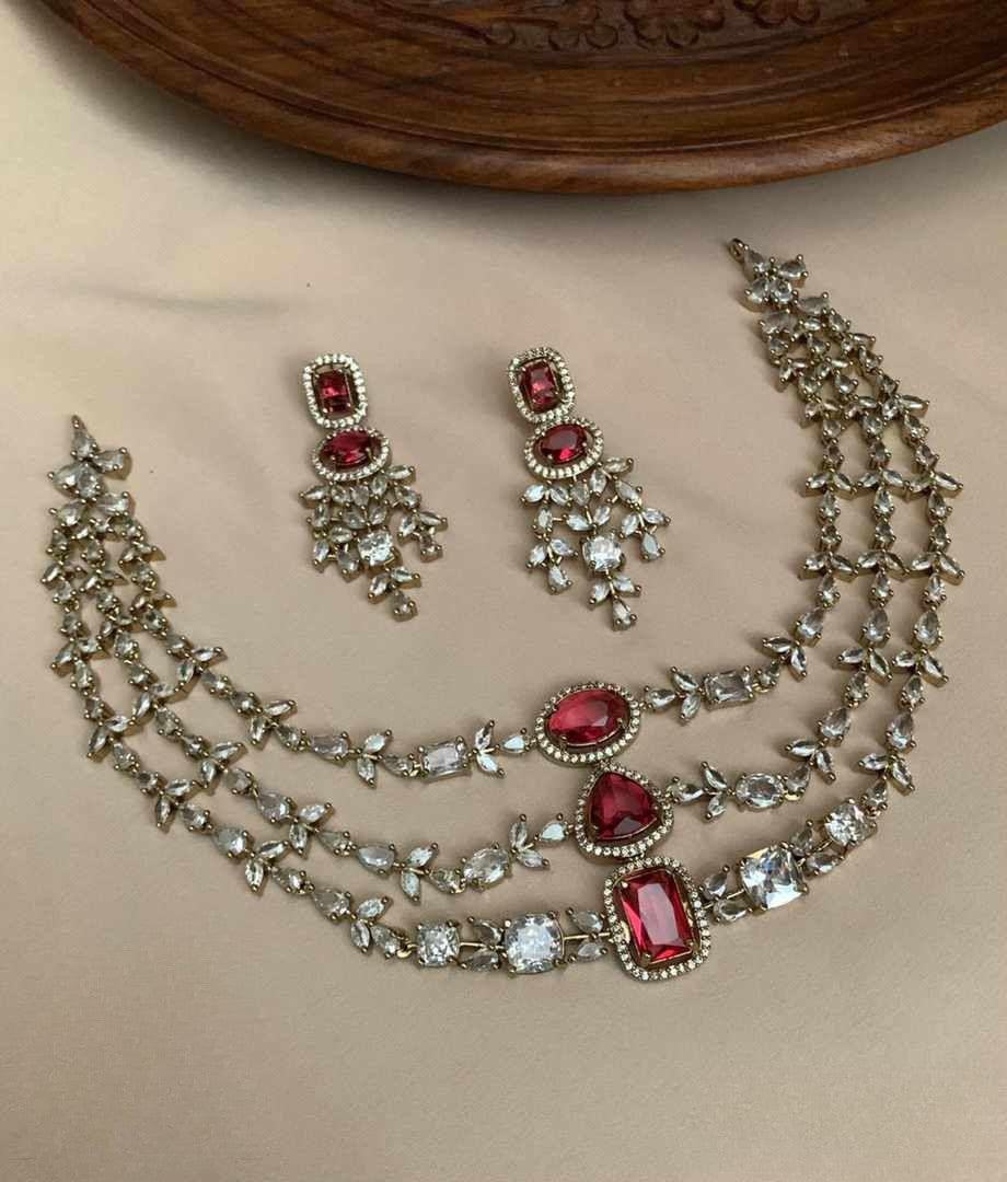 Victorian Triple Layer Necklace Set