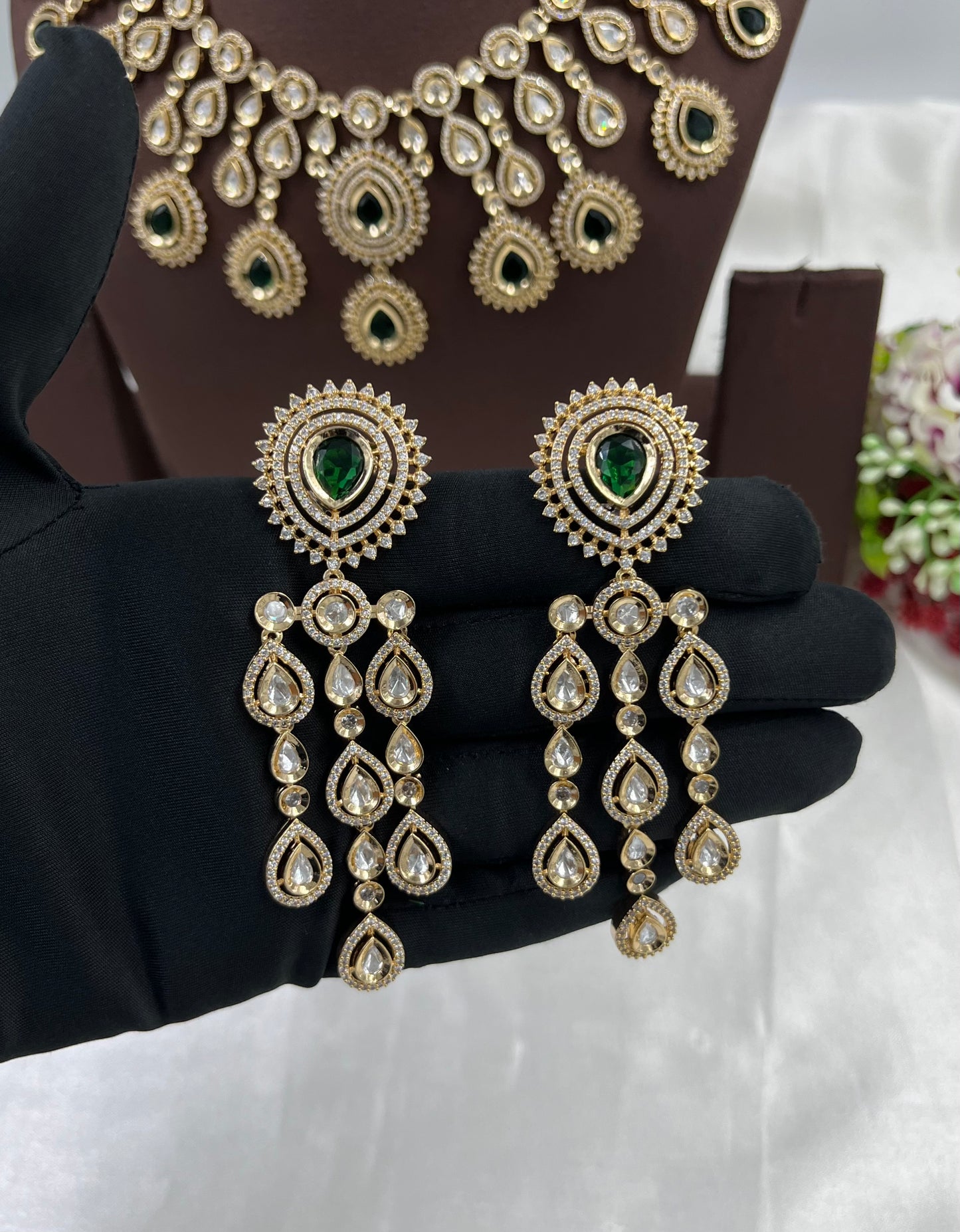 Sparklemuse Premium Moissanite Kundan Necklace