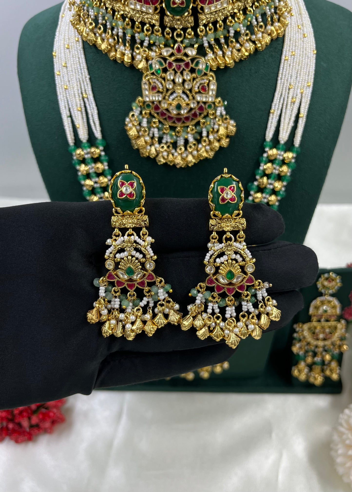 Ahilya Pachi Kundan Combo Set