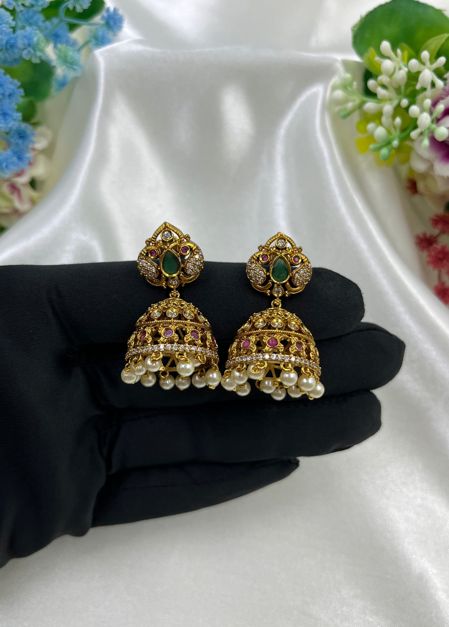Misha Victorian Jhumka