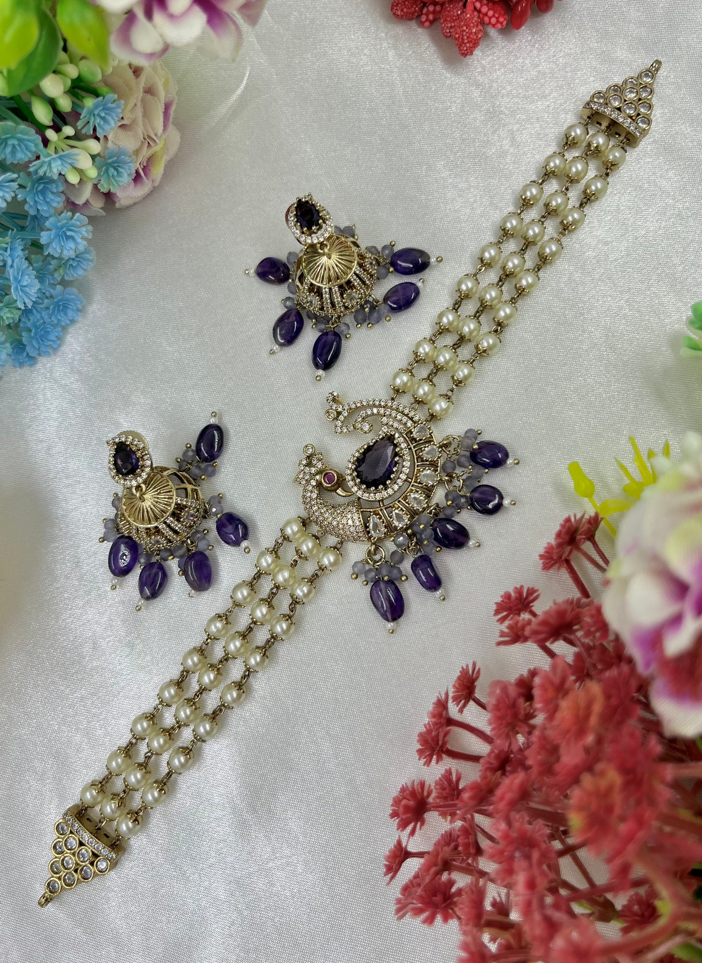PearlAura Premium Victorian Choker