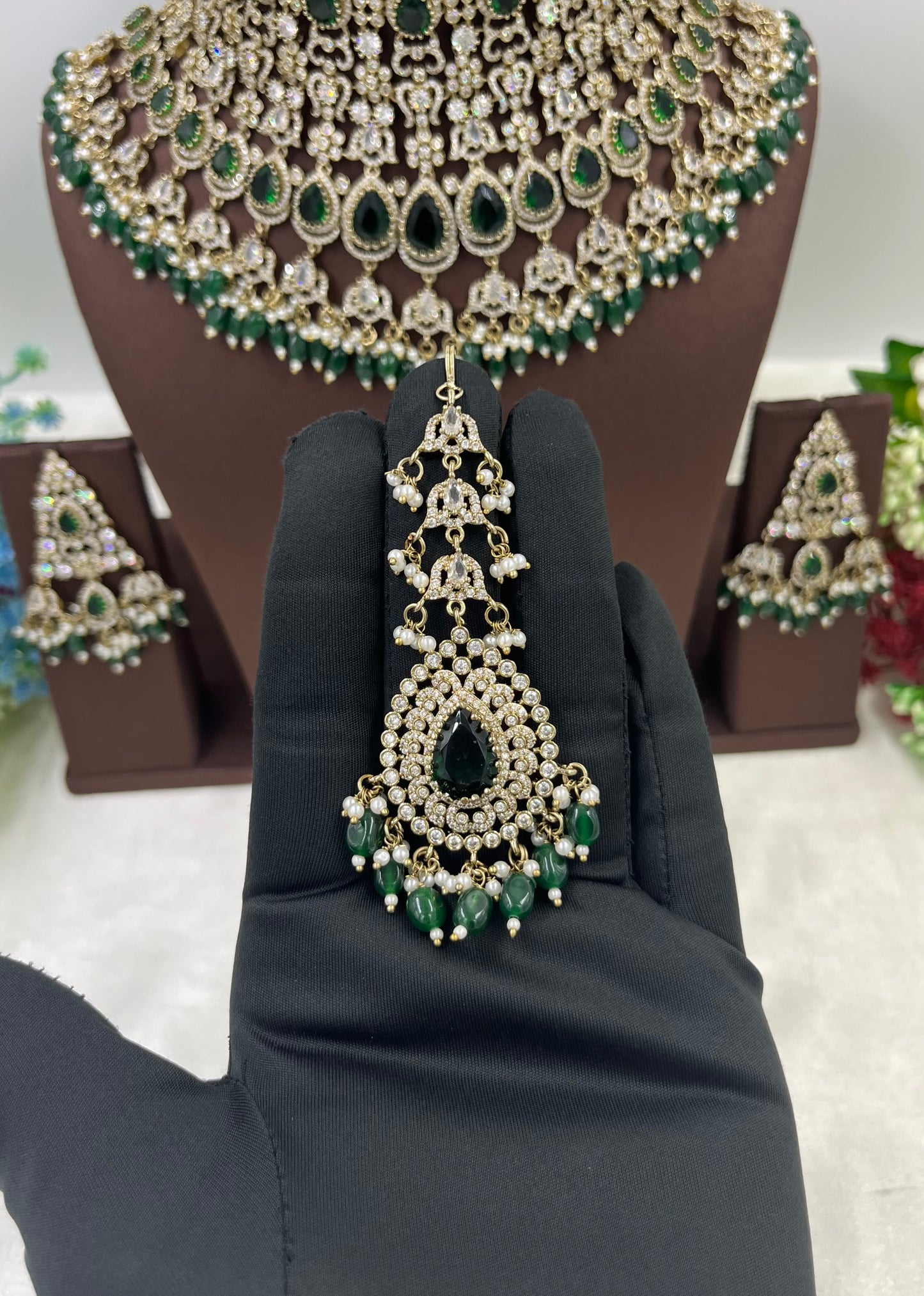 Nidhi Premium Victorian Ad Necklace