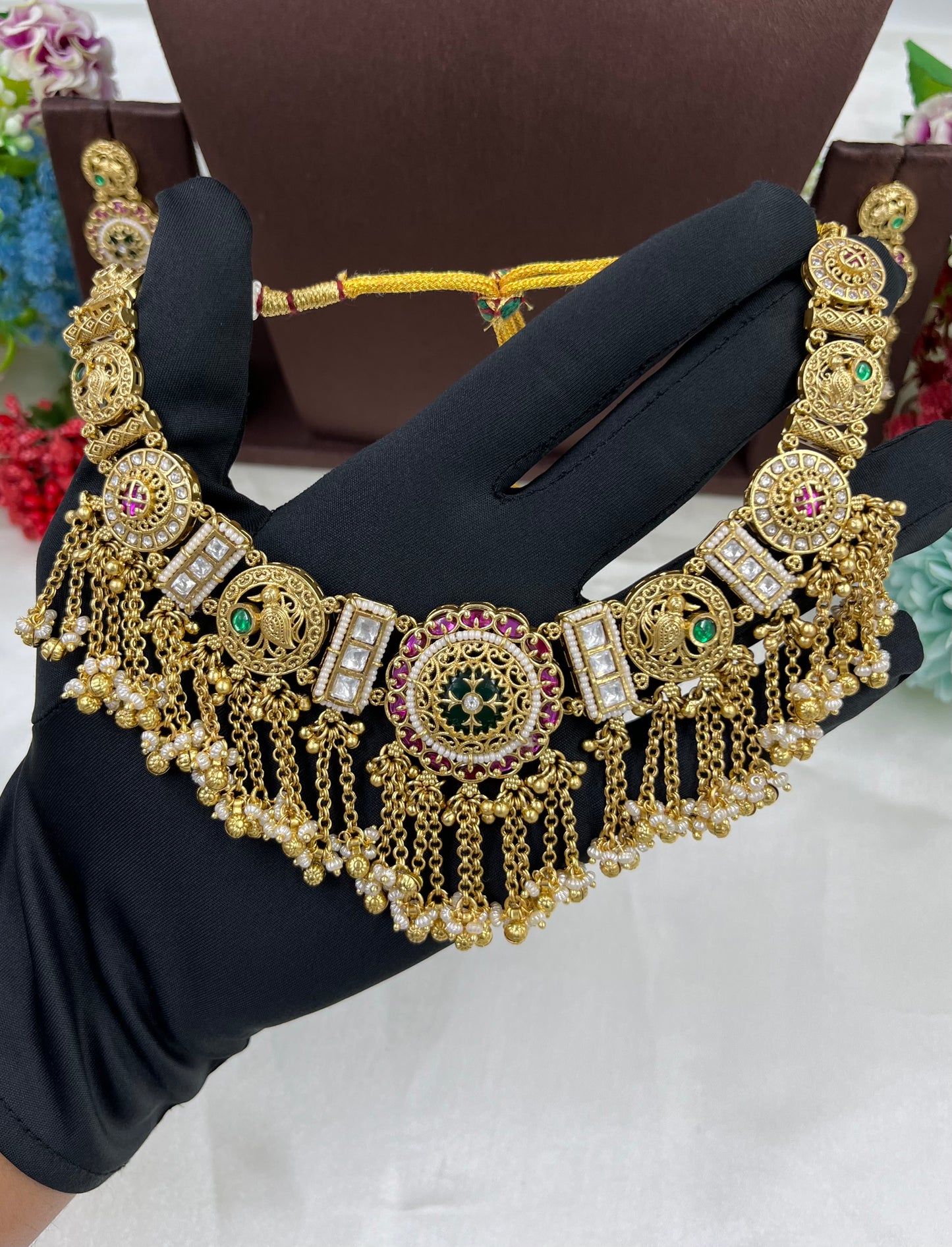 Dangling Heritage Choraski Necklace
