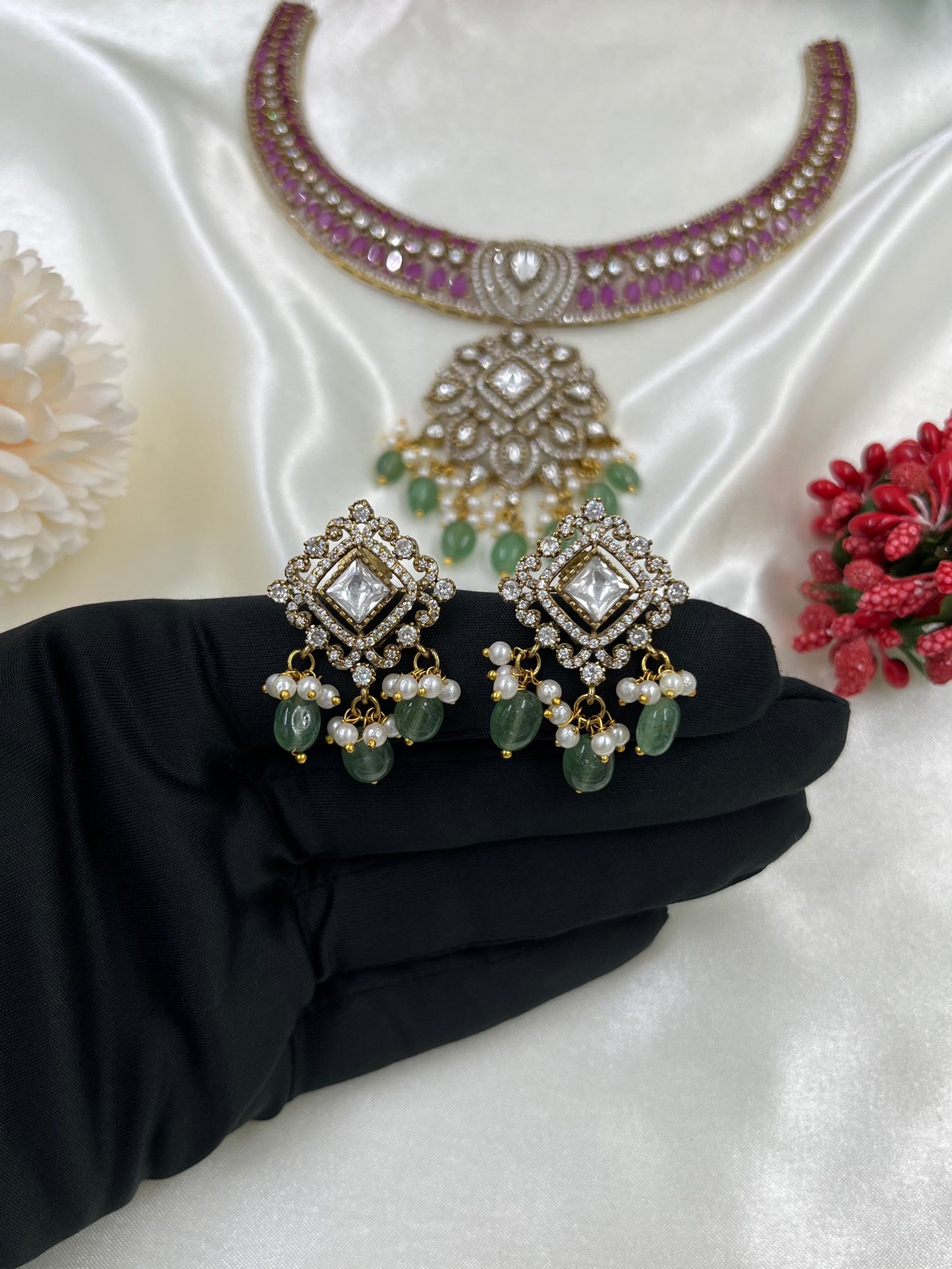 Gowri Premium Victorian Hasli Necklace