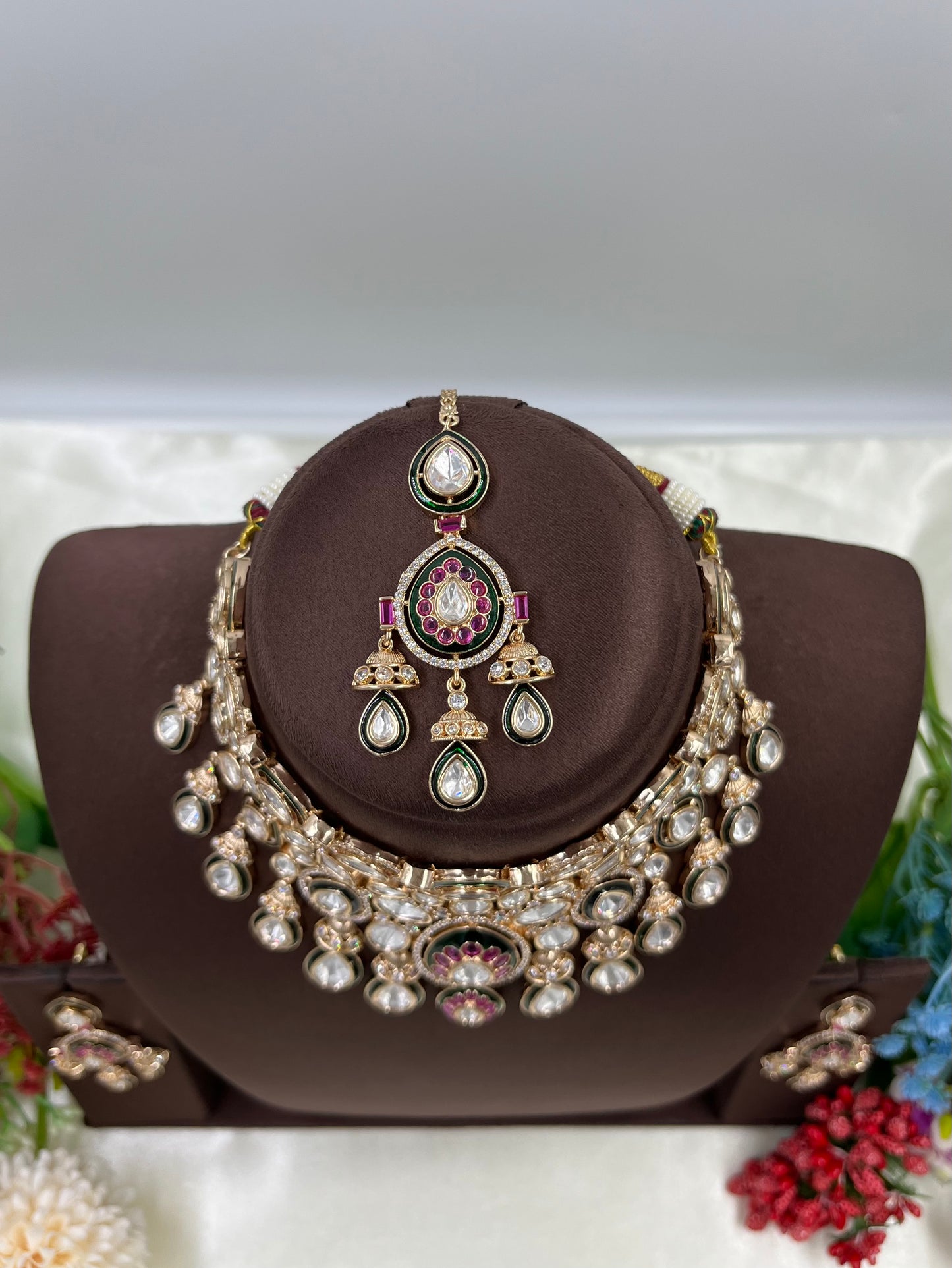 Varnika Choker Moissanite Kundan Necklace