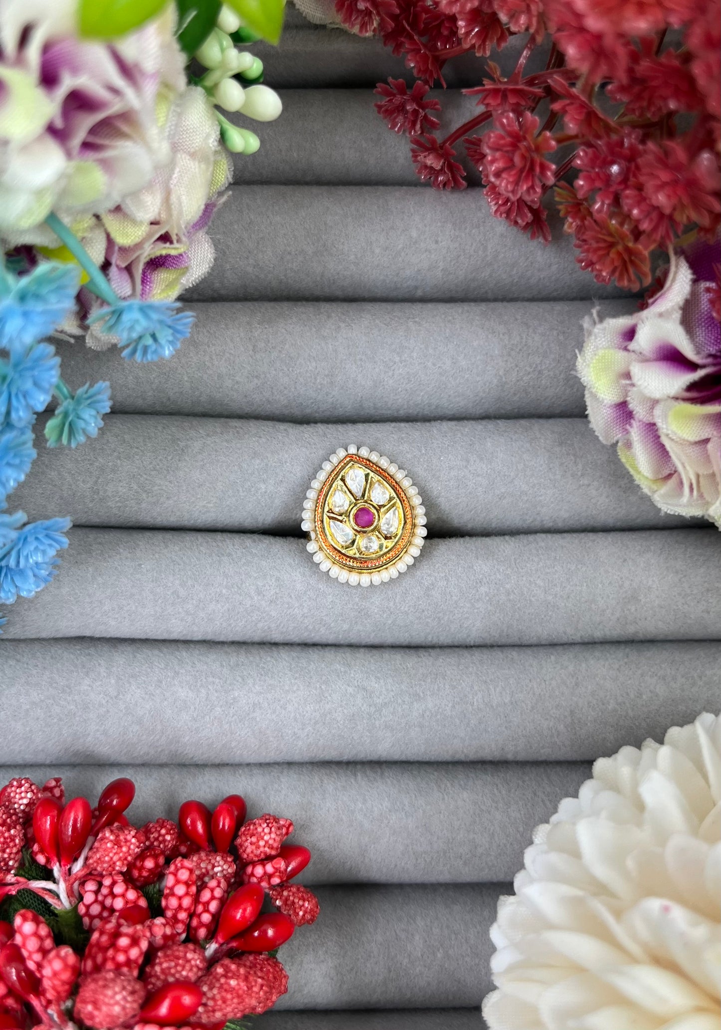 Suari Moissanite Ring