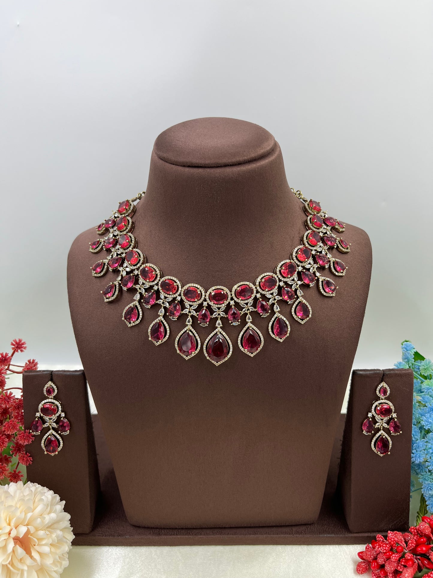 Viba Drop Victorian Necklace set