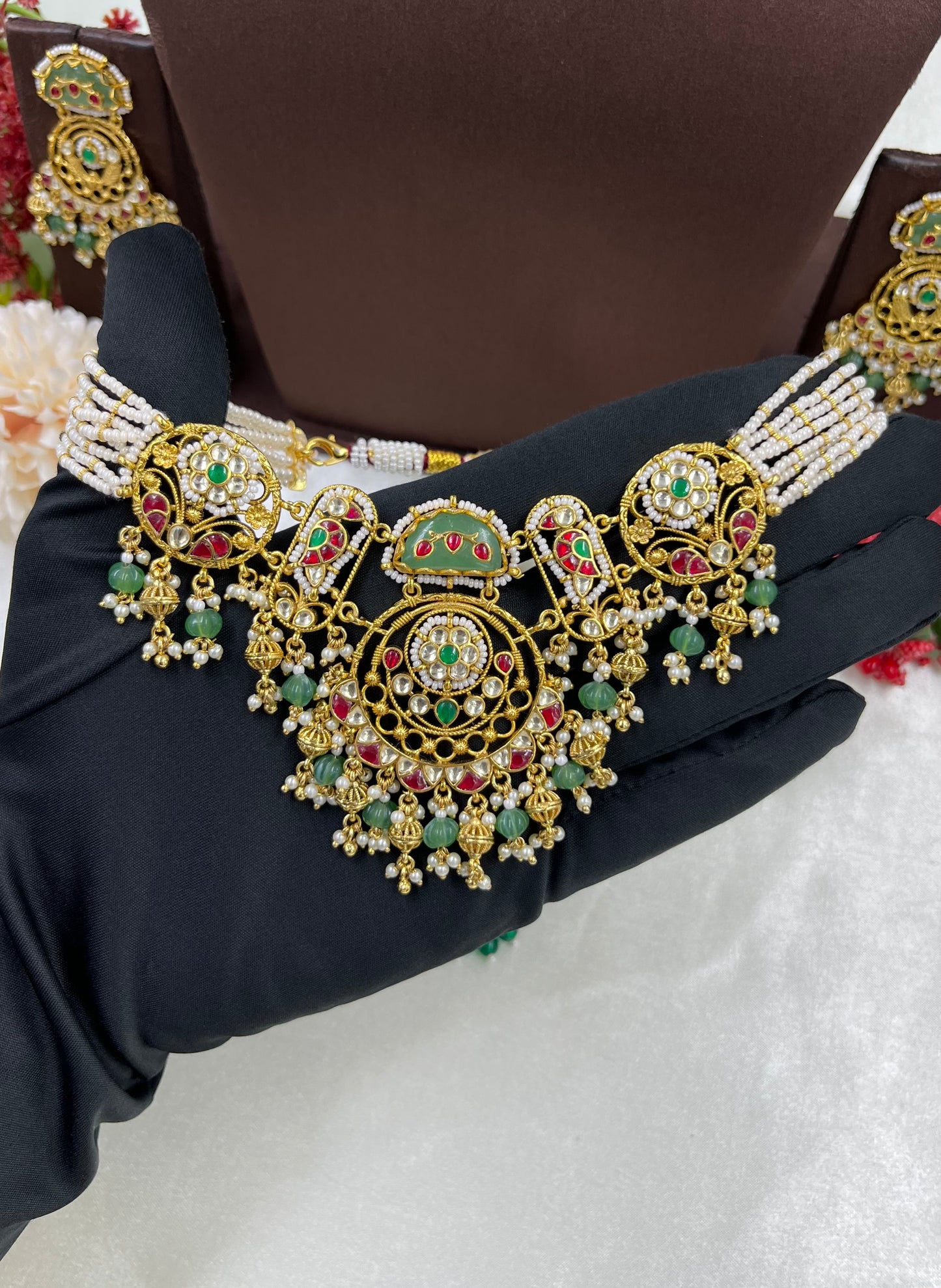 Jijabai Pachi Kundan Necklace