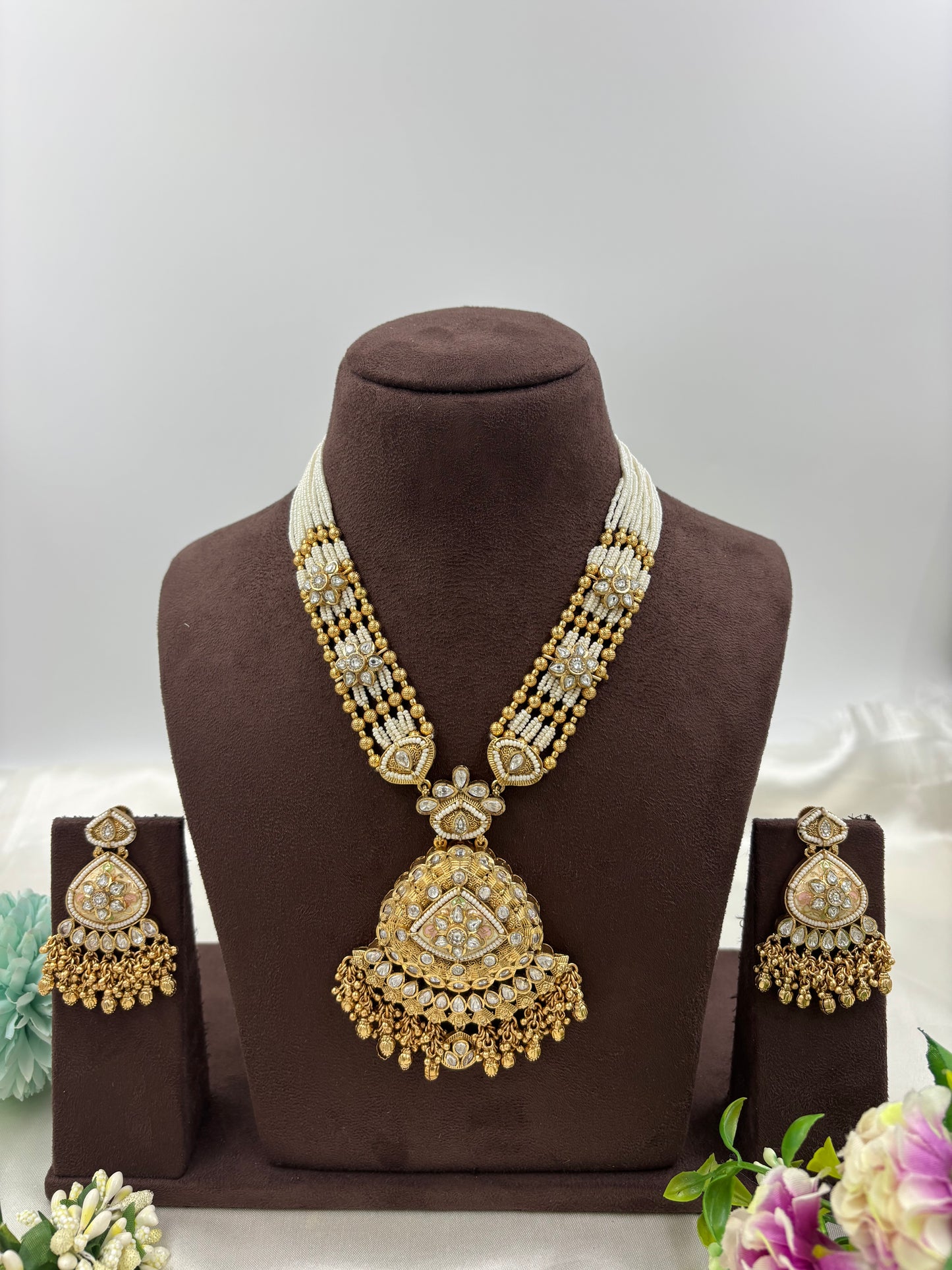 Indira Premium Antique Gold Necklace Set