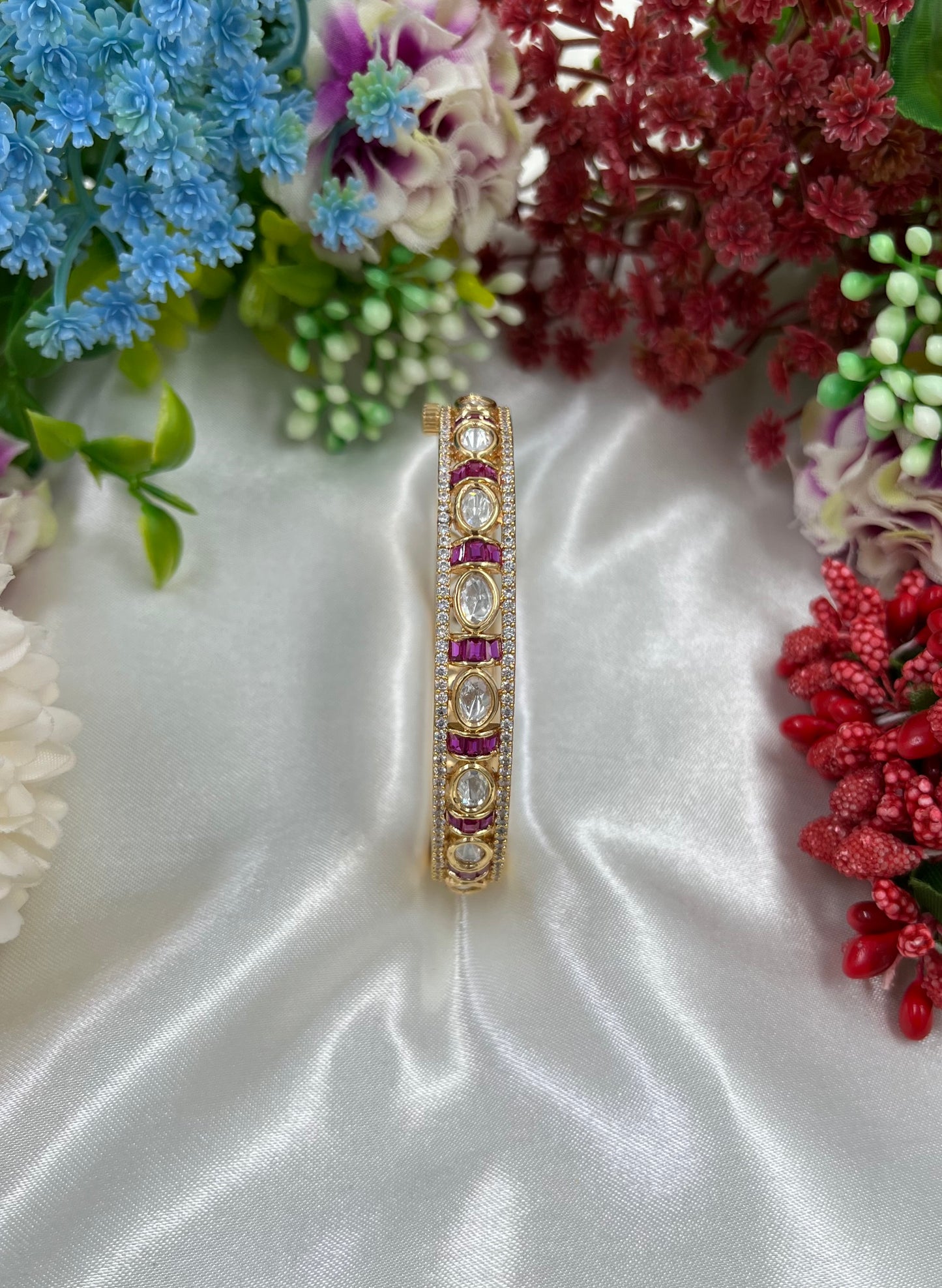 Shine Moissanite Kundan Bracelet (Openable)