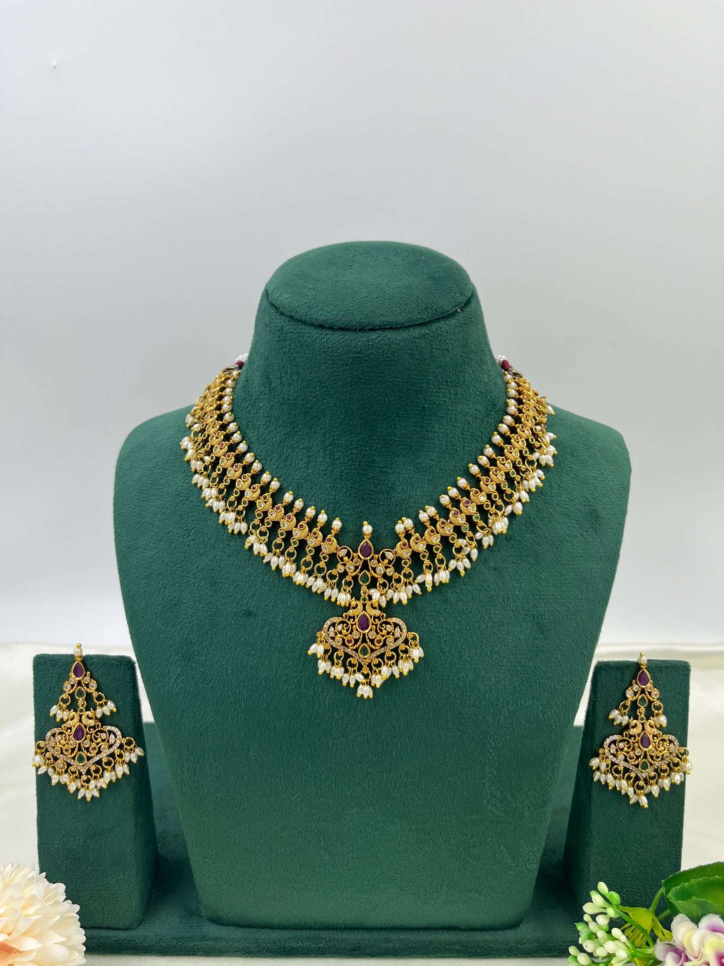 Hasli Premium Gold Necklace