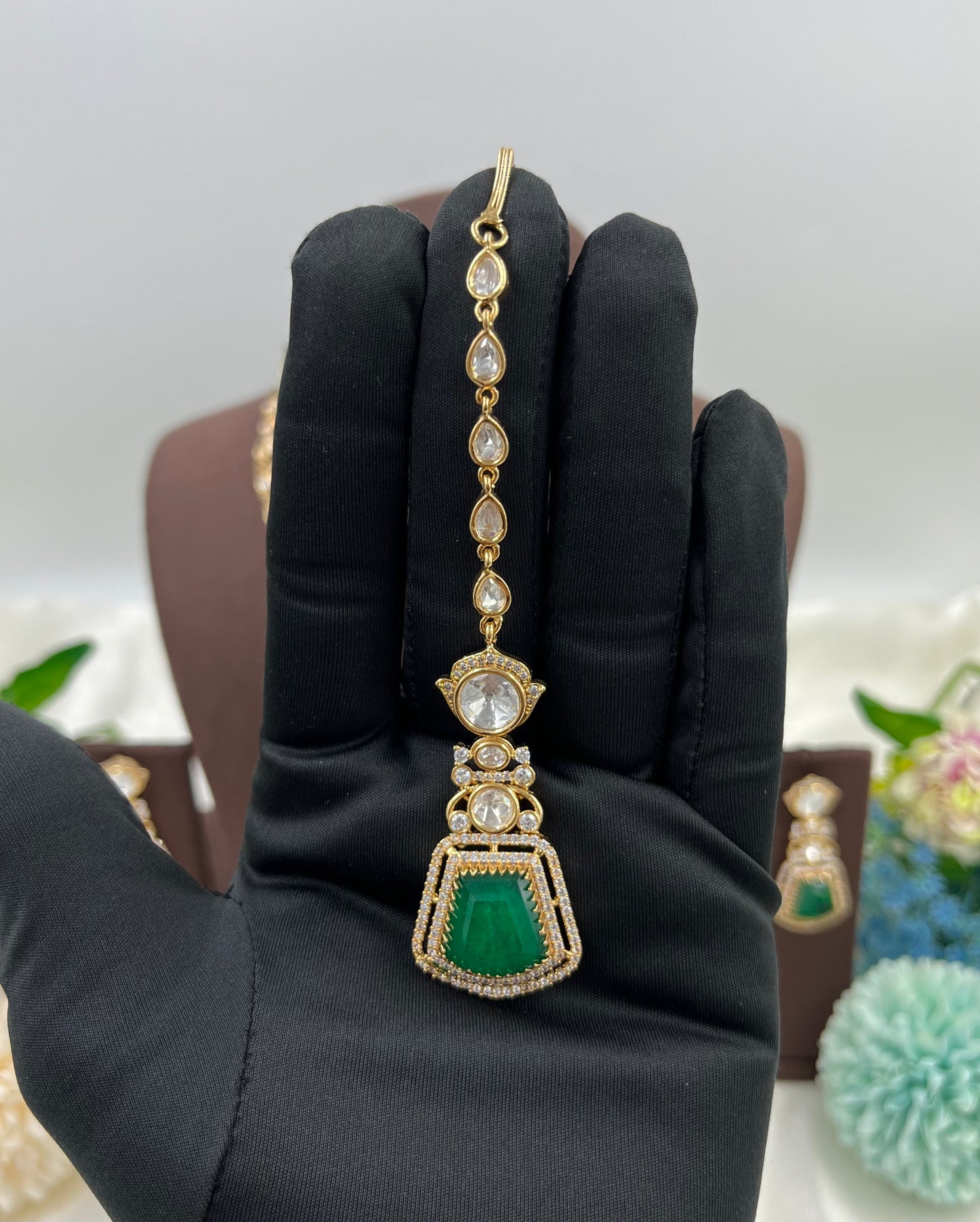 Zevra Moissanite Kundan Necklace