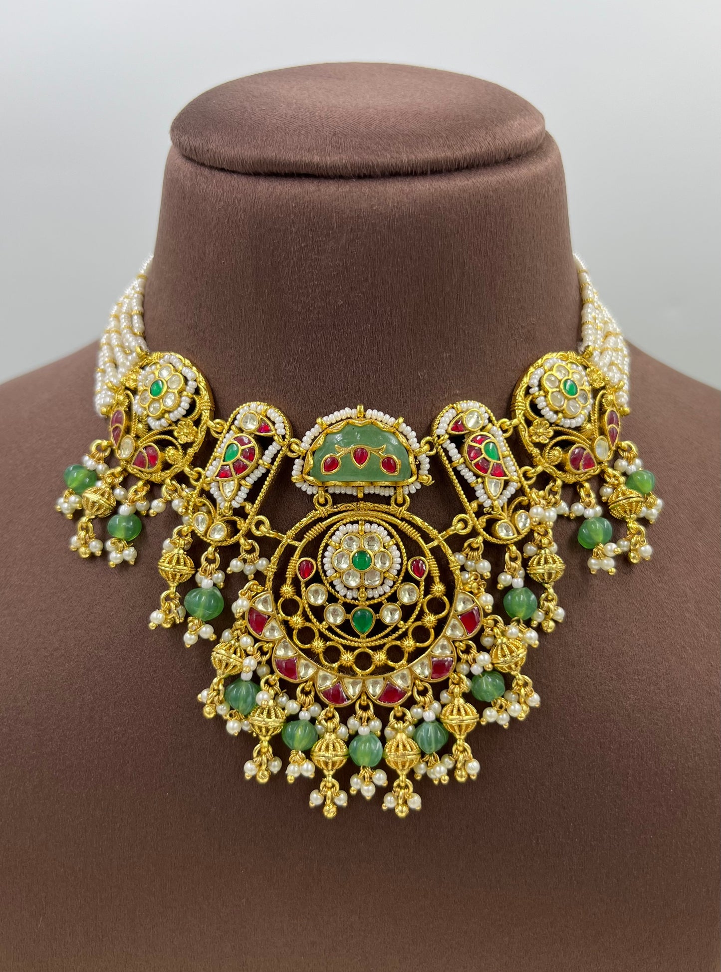 Jijabai Pachi Kundan Necklace