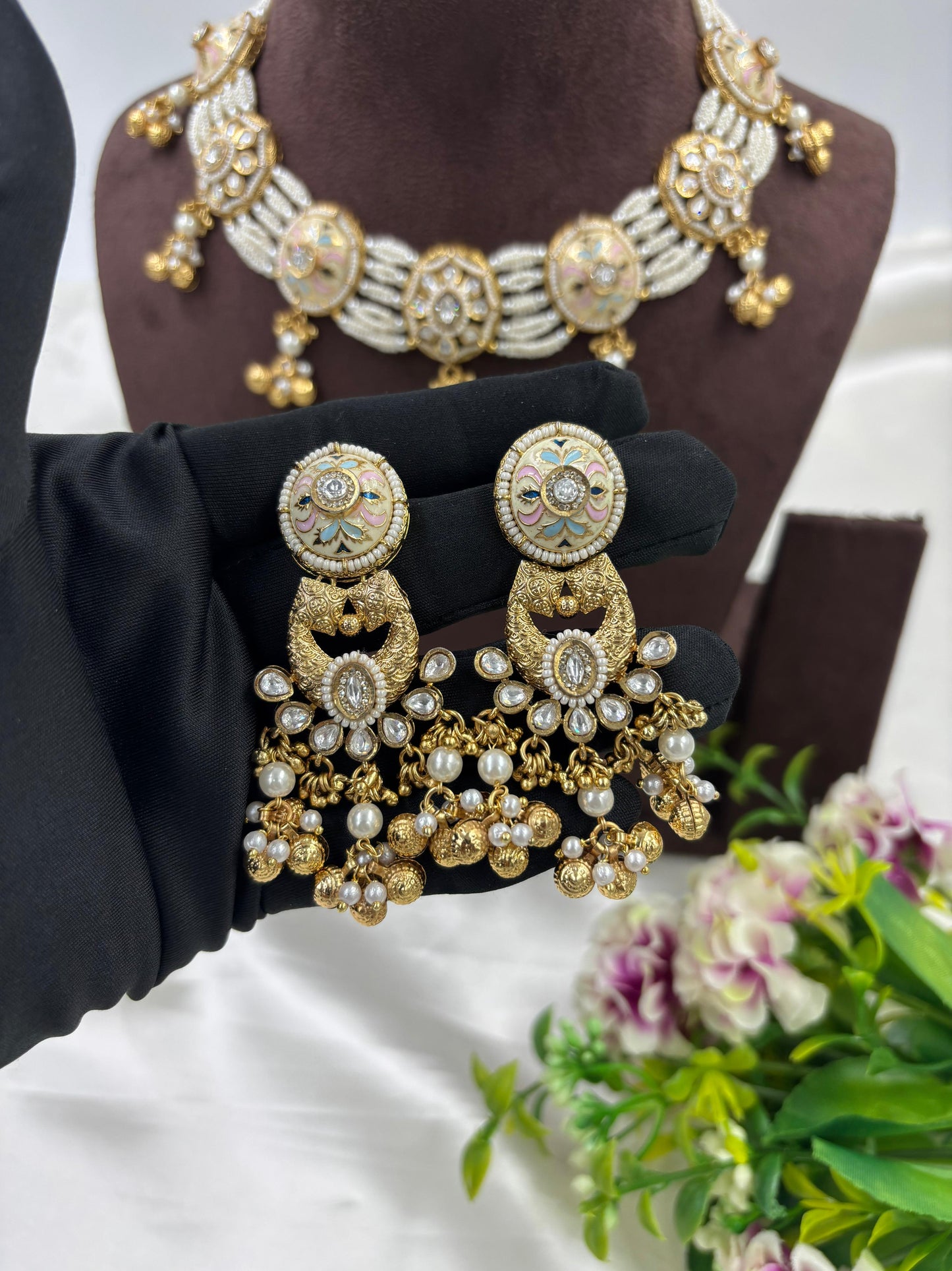 Prisha Premium Antique Gold Necklace Set