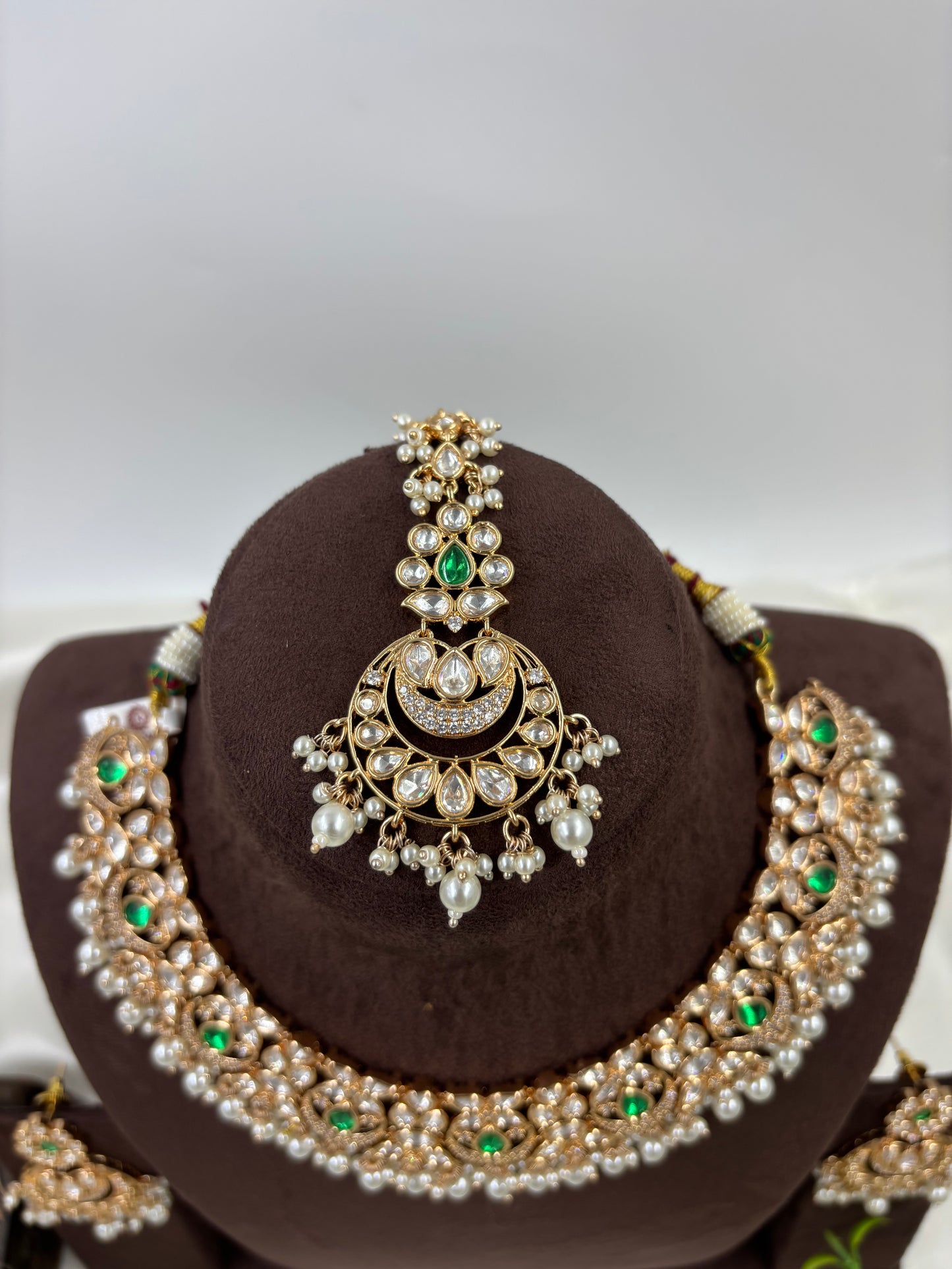 ZEENAT MOISSANITE KUNDAN PEARL NECKLACE SET