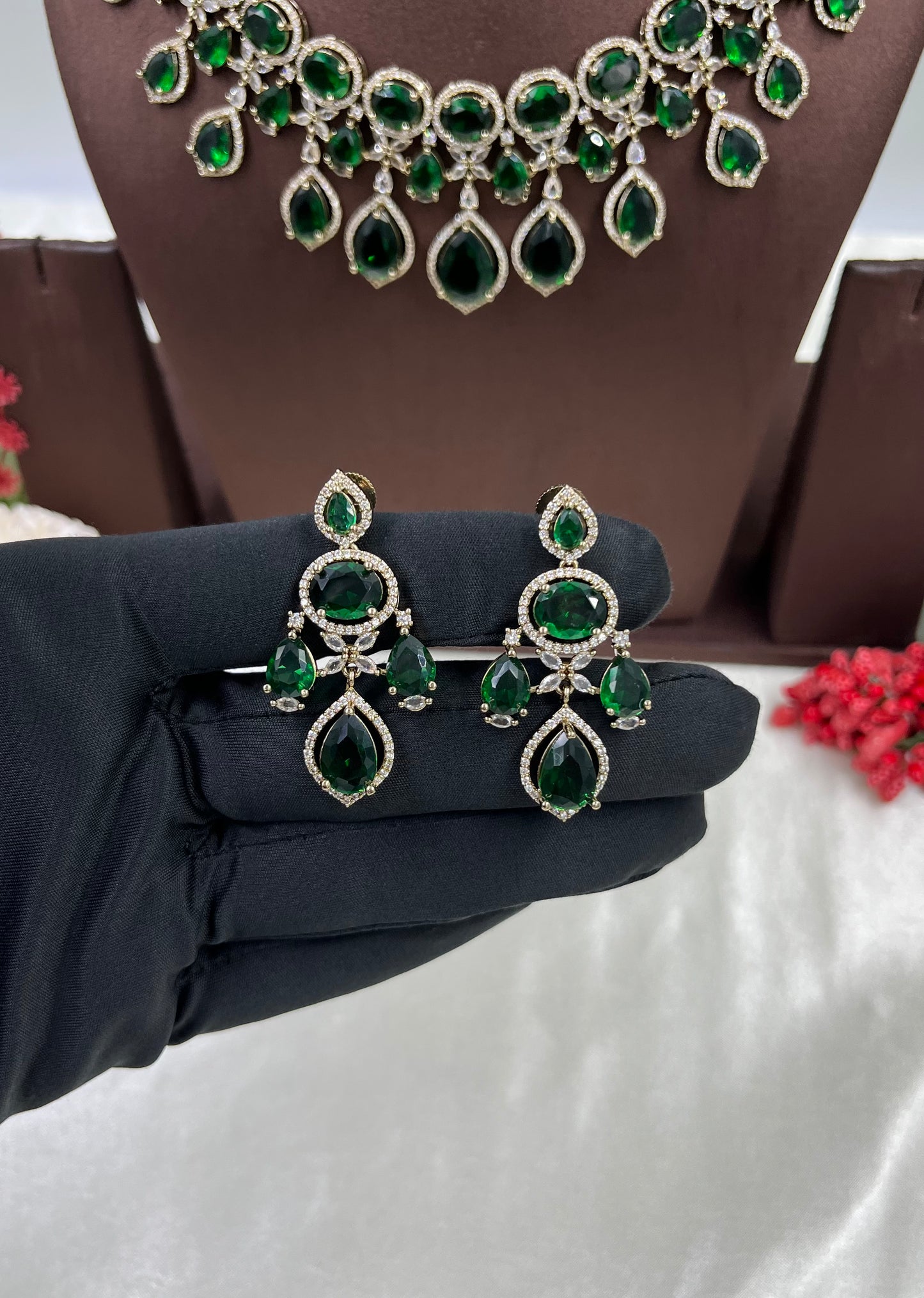 Viba Drop Victorian Necklace set