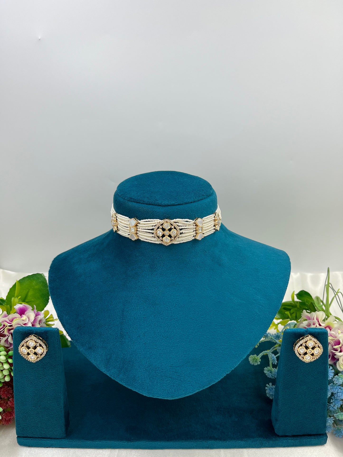 Tanu Moissanite Pearl Choker