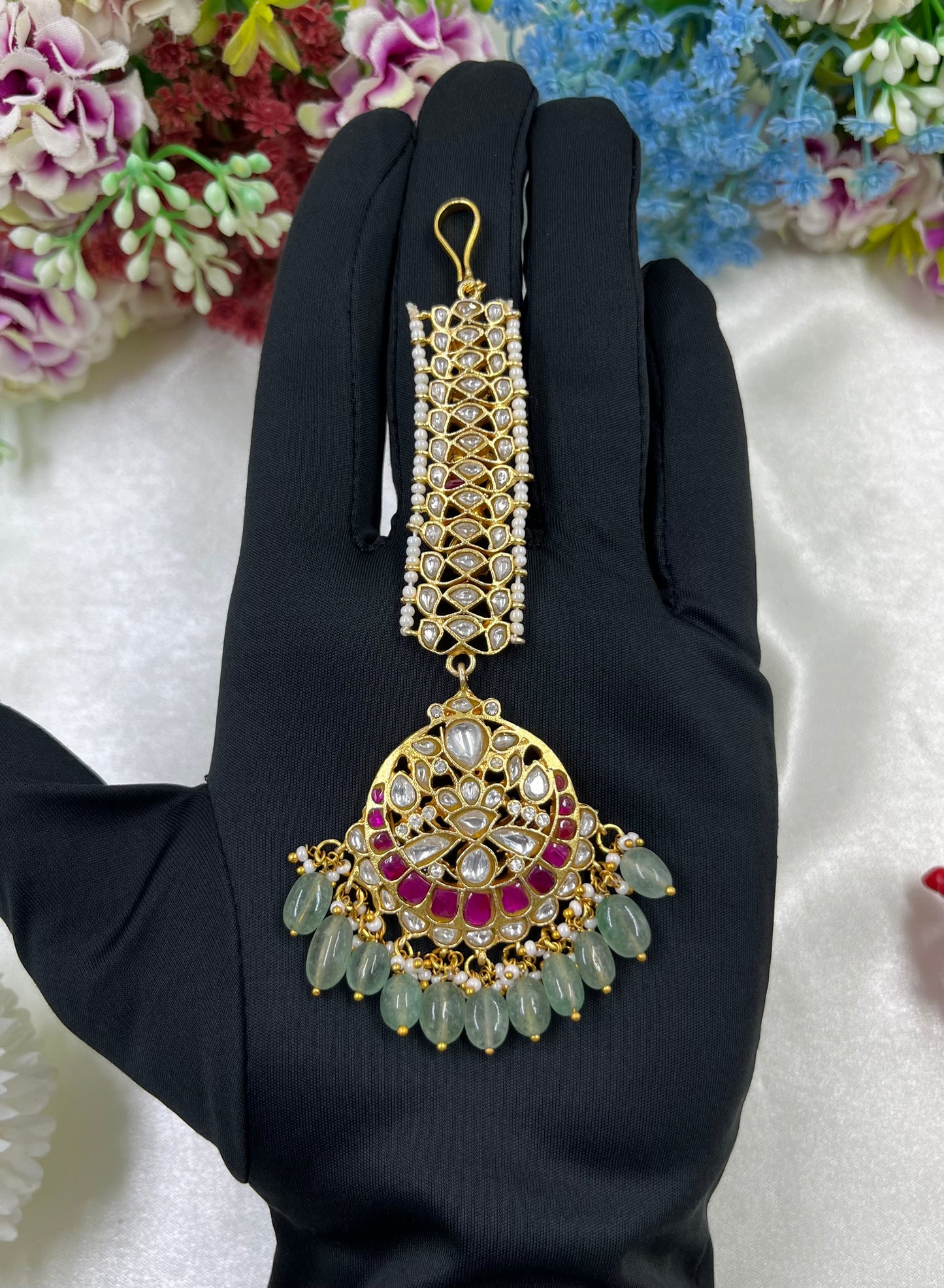 Sanya Pachi Kundan Mang Tika