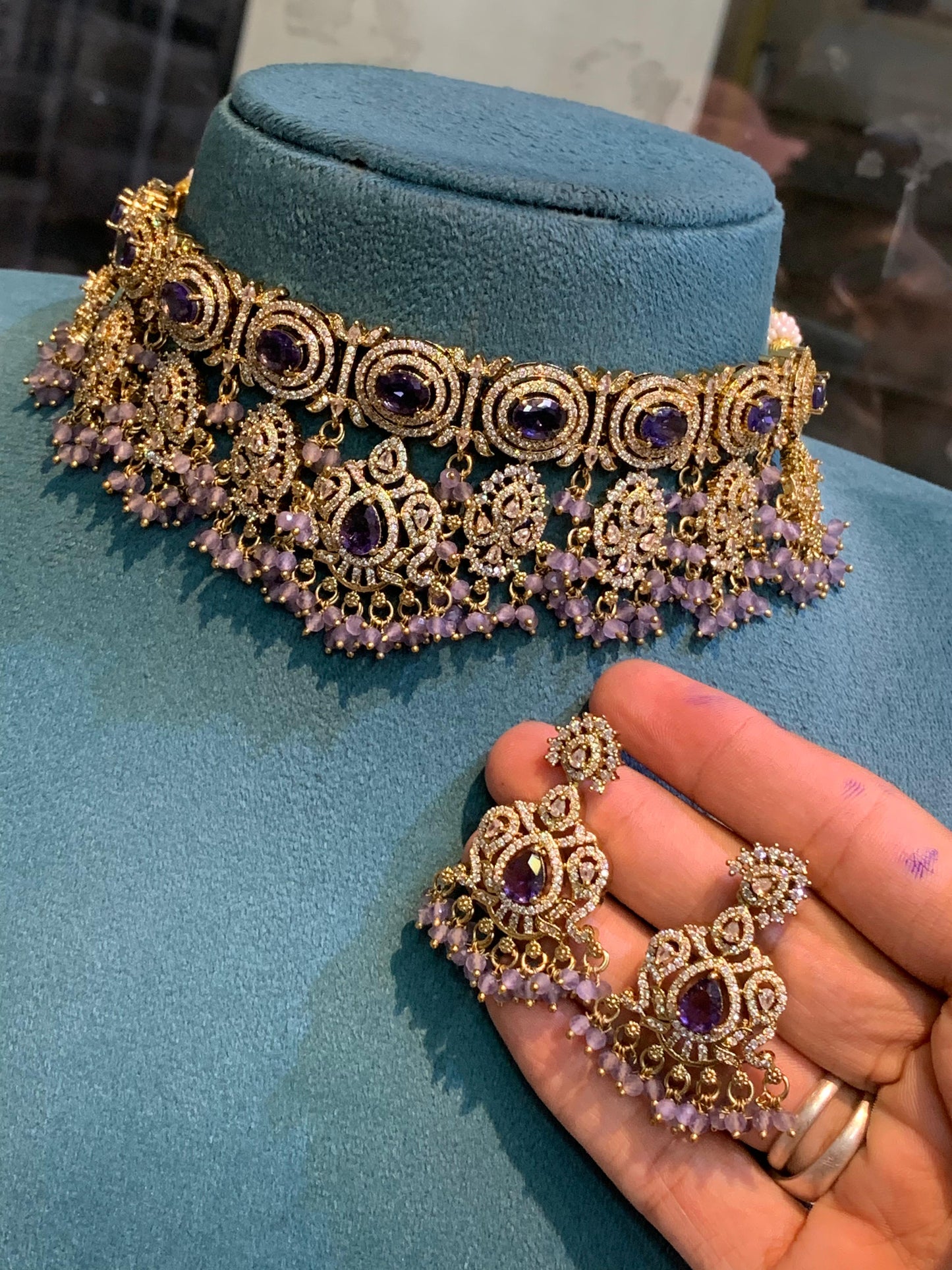 Lora Premium Victorian Choker Necklace Set