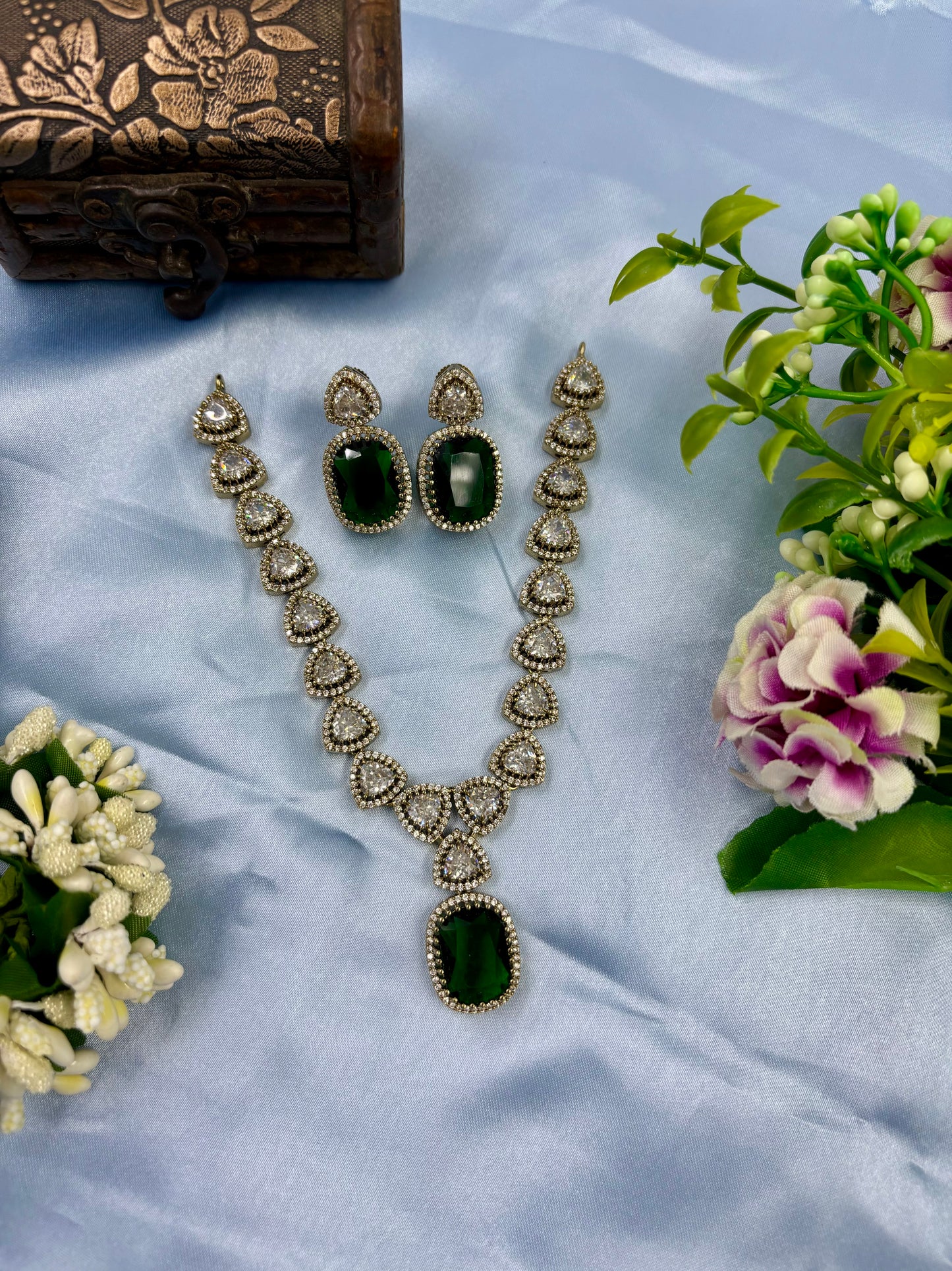 VICTORIAN DELICATE AD CZ NECKLACE