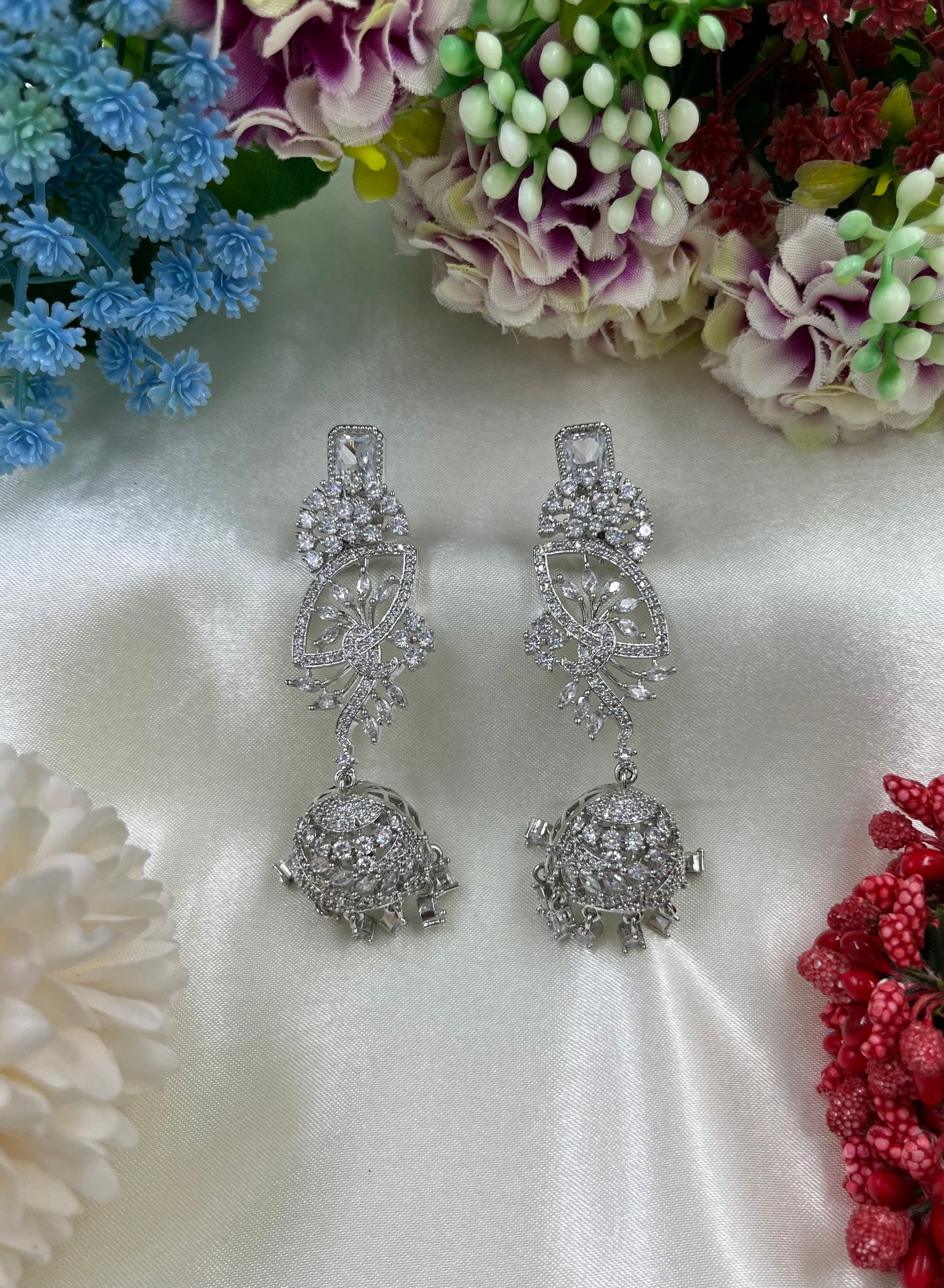 Rukmini Ad Brass Jhumka