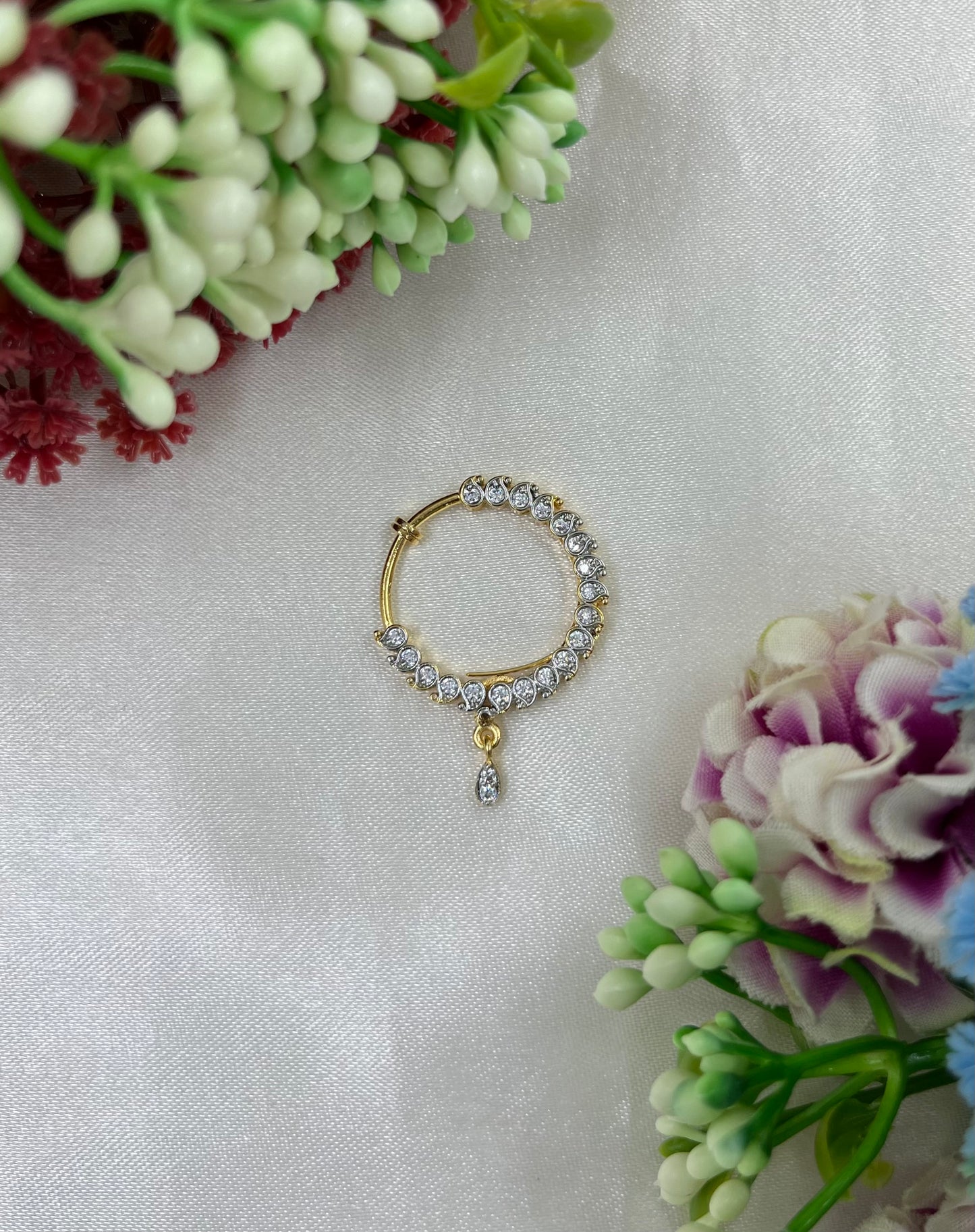 Steller Hoop Gold AD Nose Ring