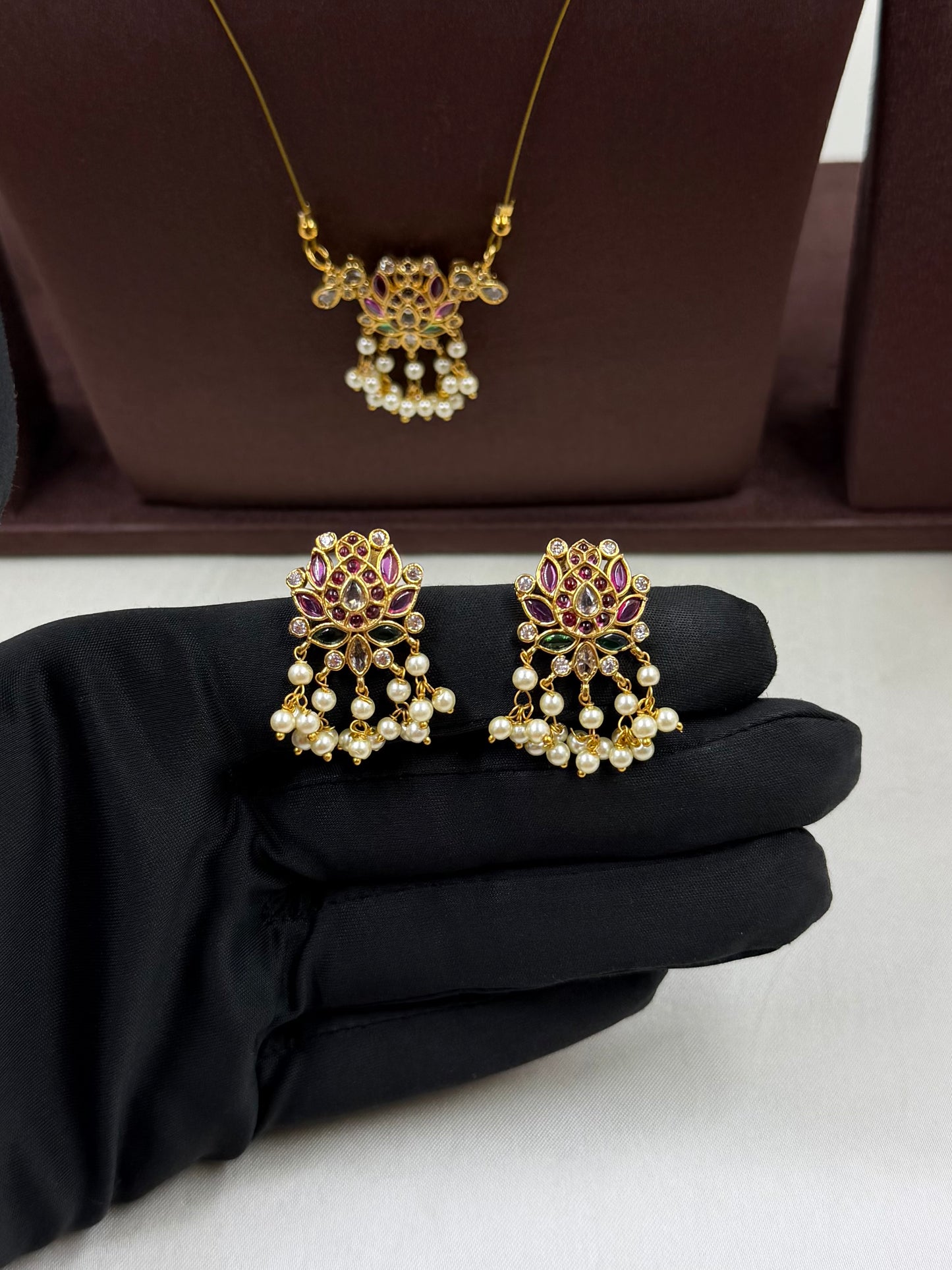 Alisha Invisible Traditional Necklace