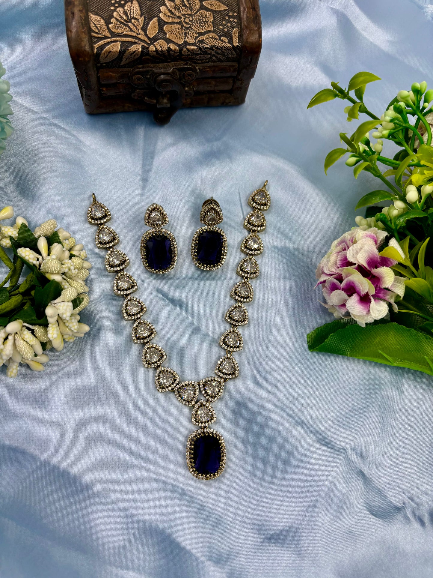 VICTORIAN DELICATE AD CZ NECKLACE