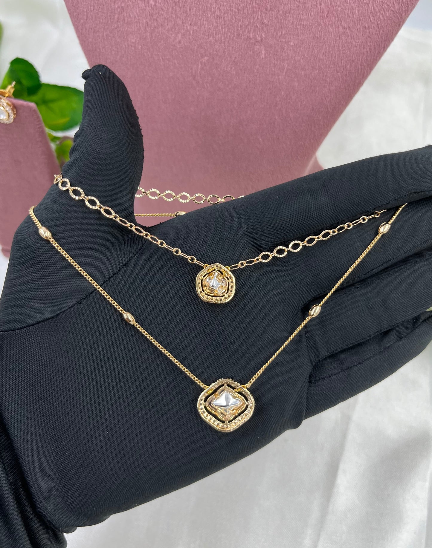 Velina Vogue Chain Pendant