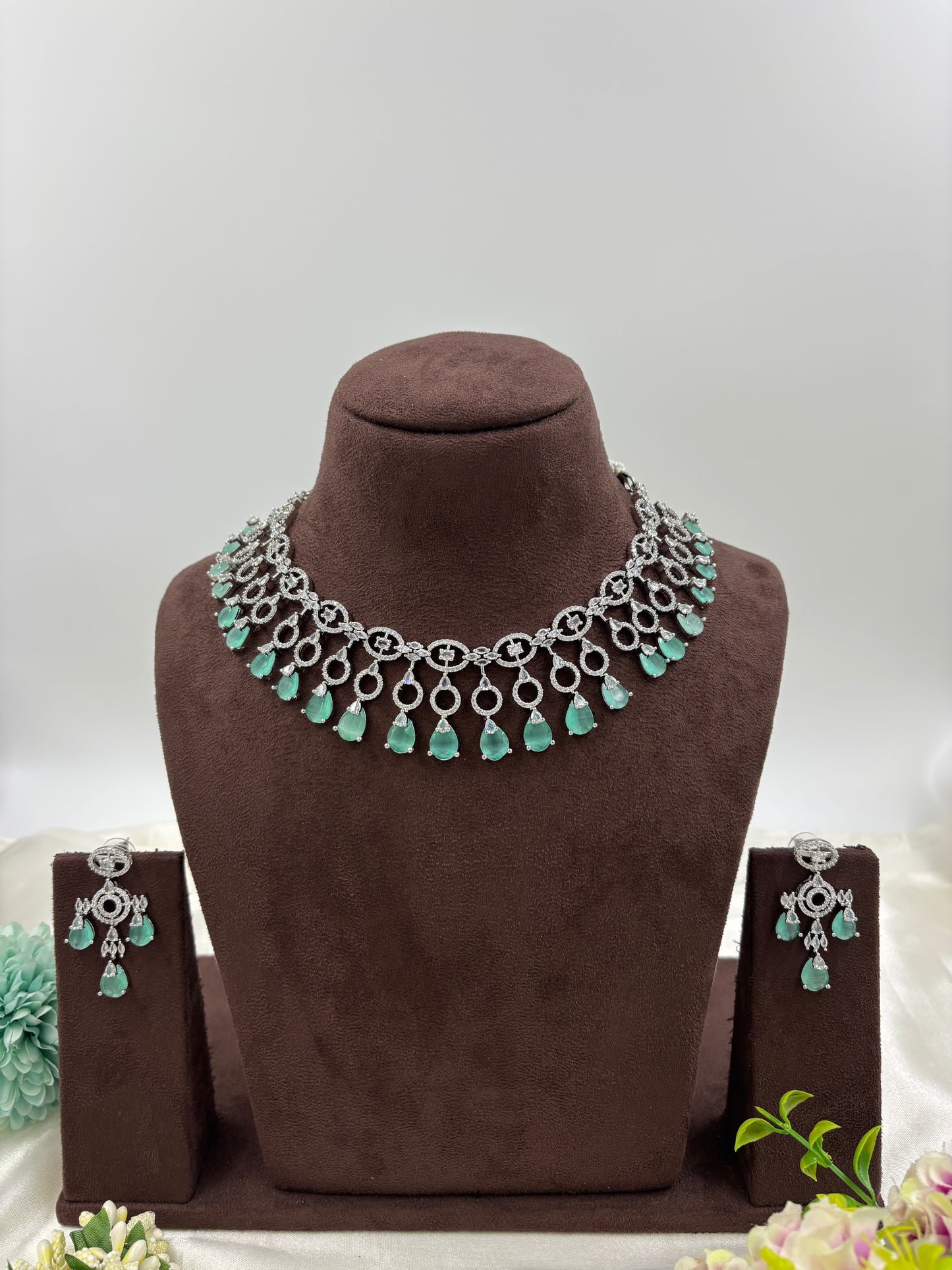 NORA AMERICAN DIMOND NECKLACE SET