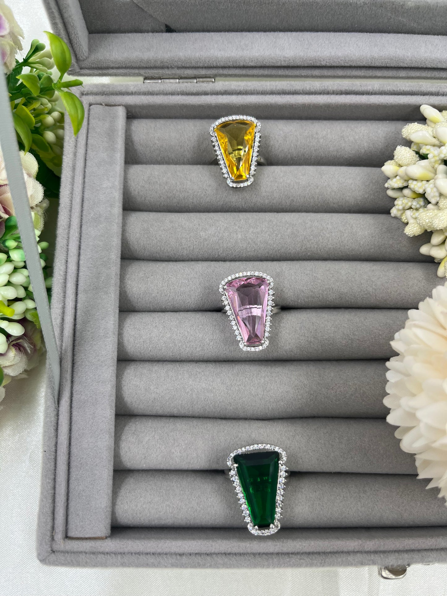 Gem Glam Premium Ad Ring