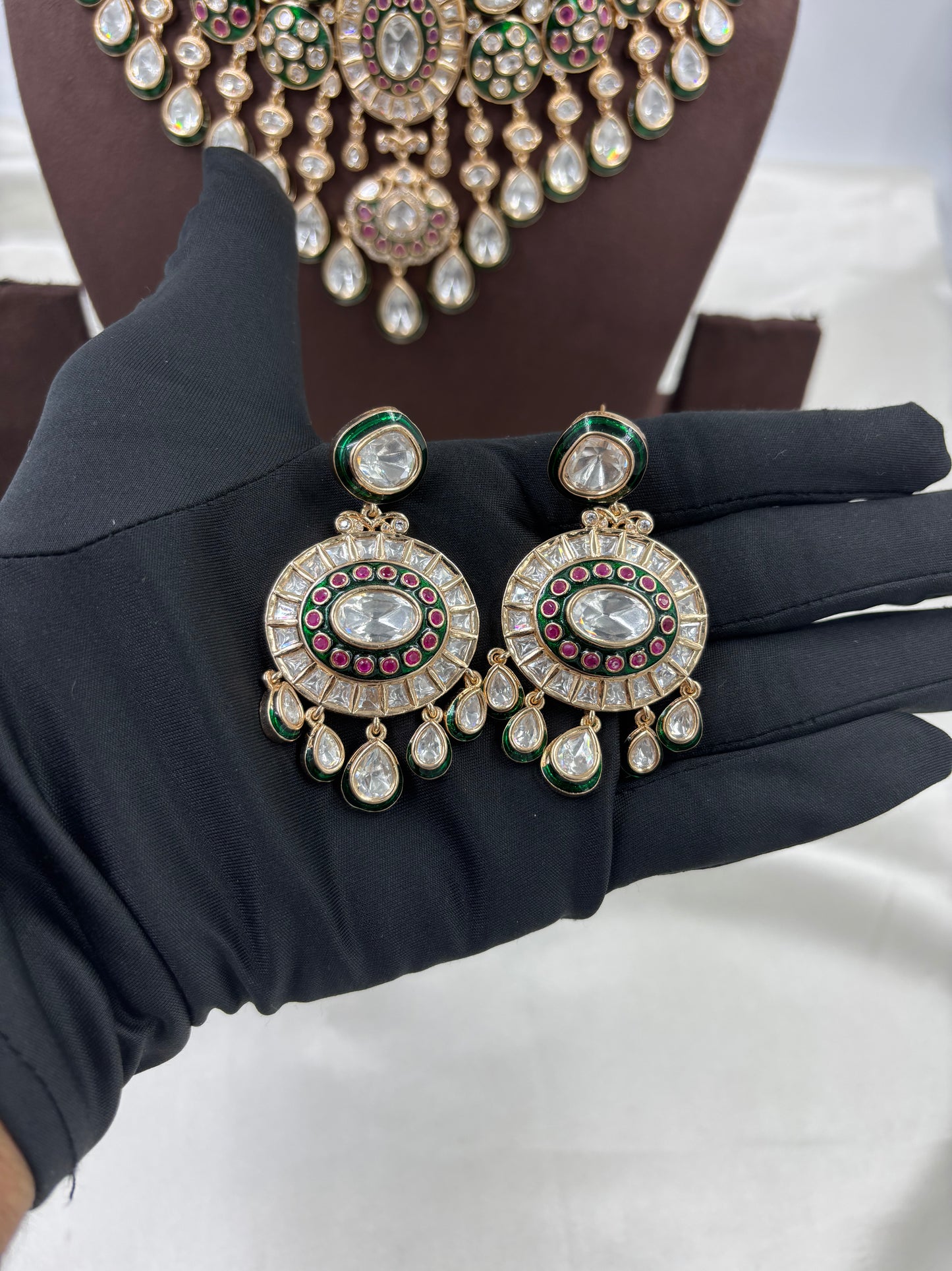 Naayab Vilasa Choker Moissanite Kundan Necklace.