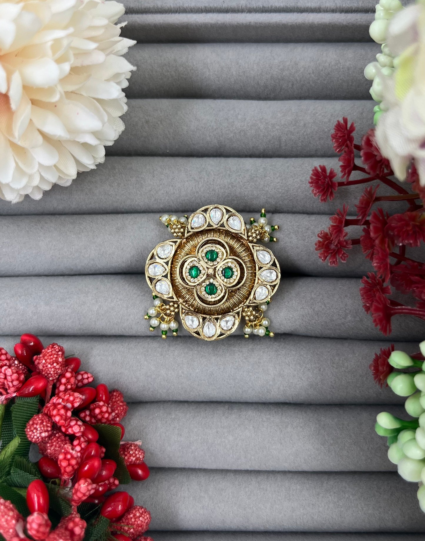 Floral Filigree Rajwadi Ring