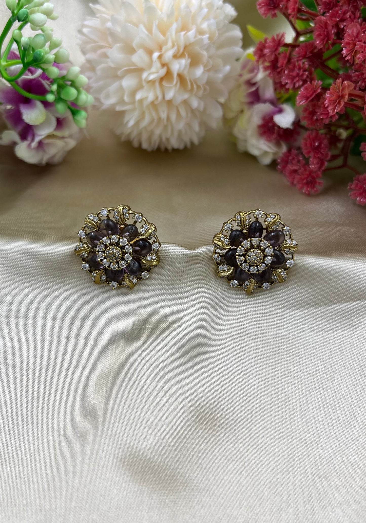 Vastra Premium Ad Earing