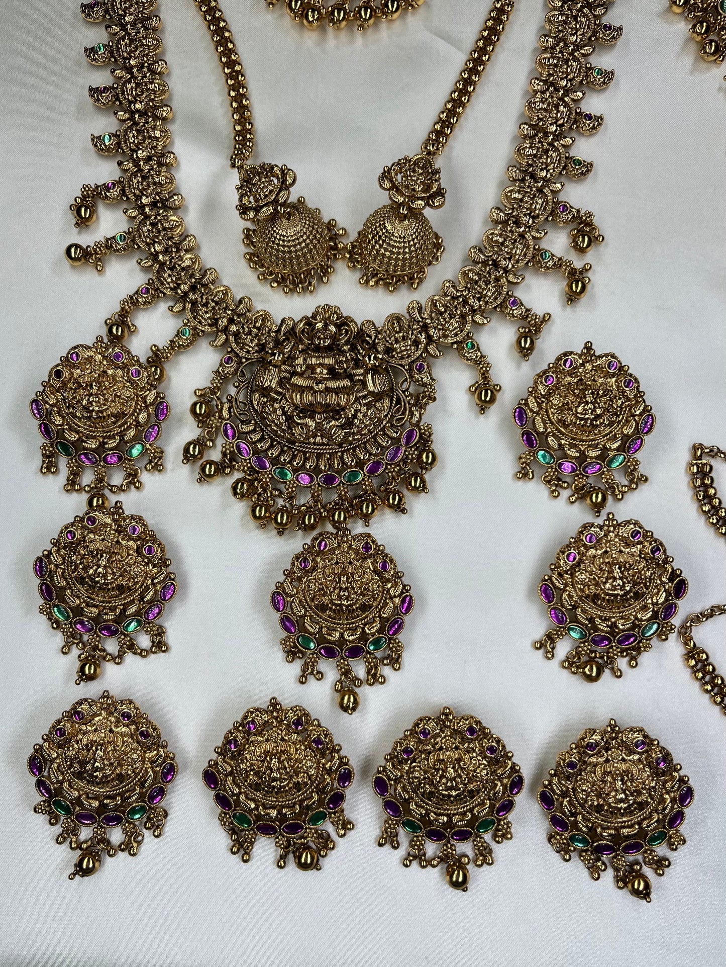 Naisha South Indian Bridal Set