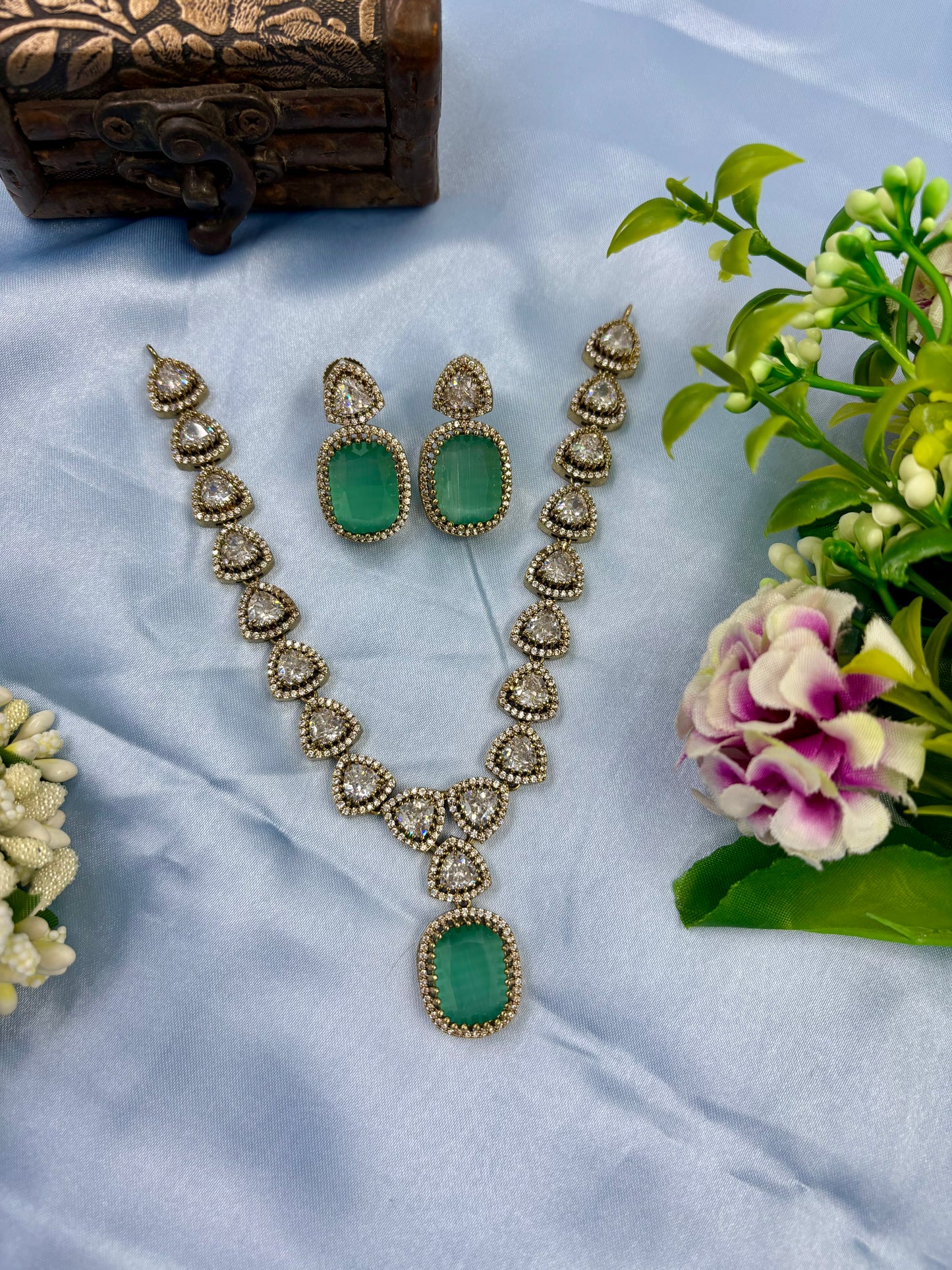 VICTORIAN DELICATE AD CZ NECKLACE