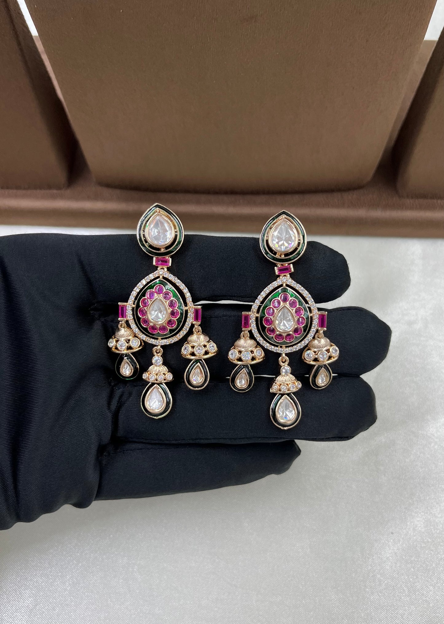Varnika Choker Moissanite Kundan Necklace