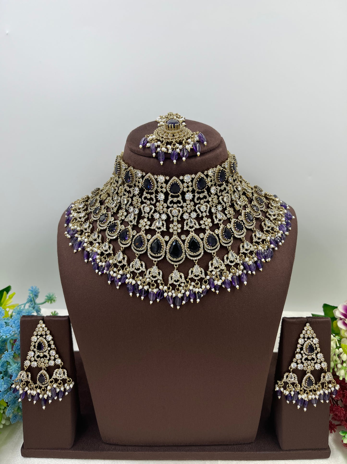 Nidhi Premium Victorian Ad Necklace