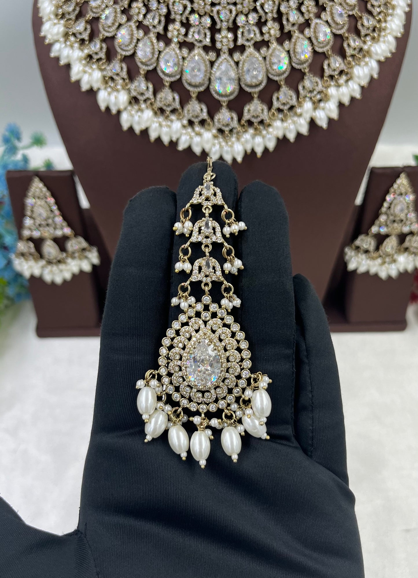 Nidhi Premium Victorian Ad Necklace