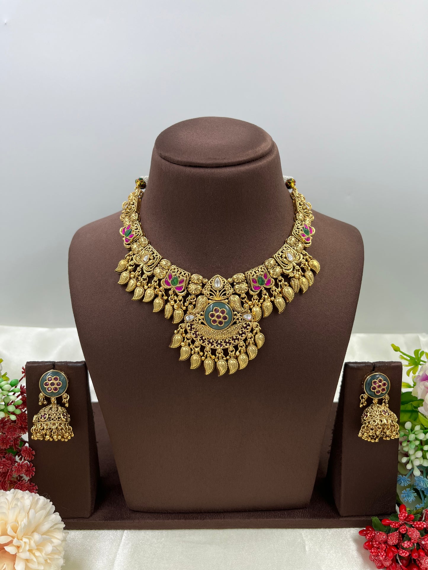 Pari Heritage Necklace