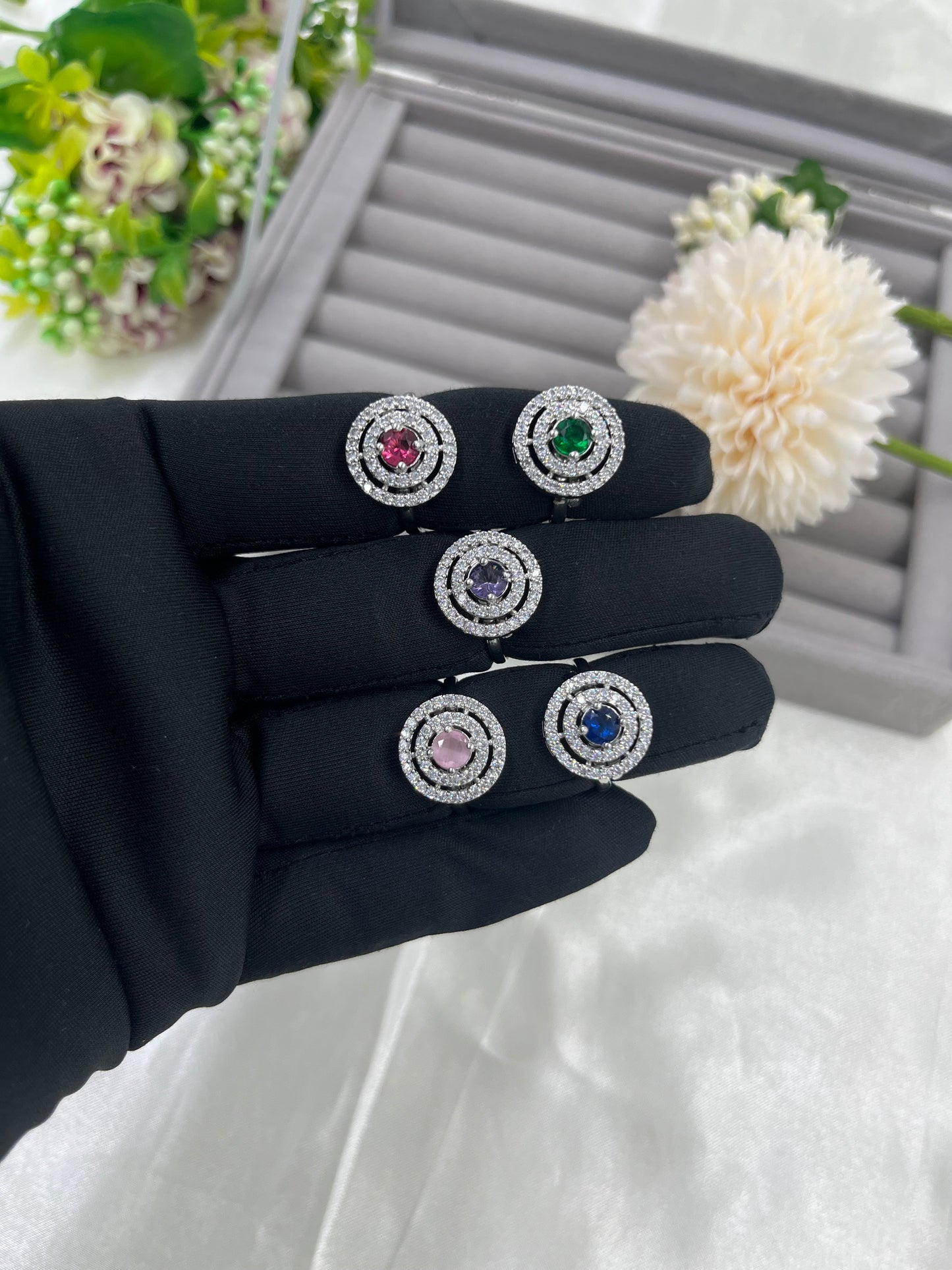 Poise Premium Ad Ring