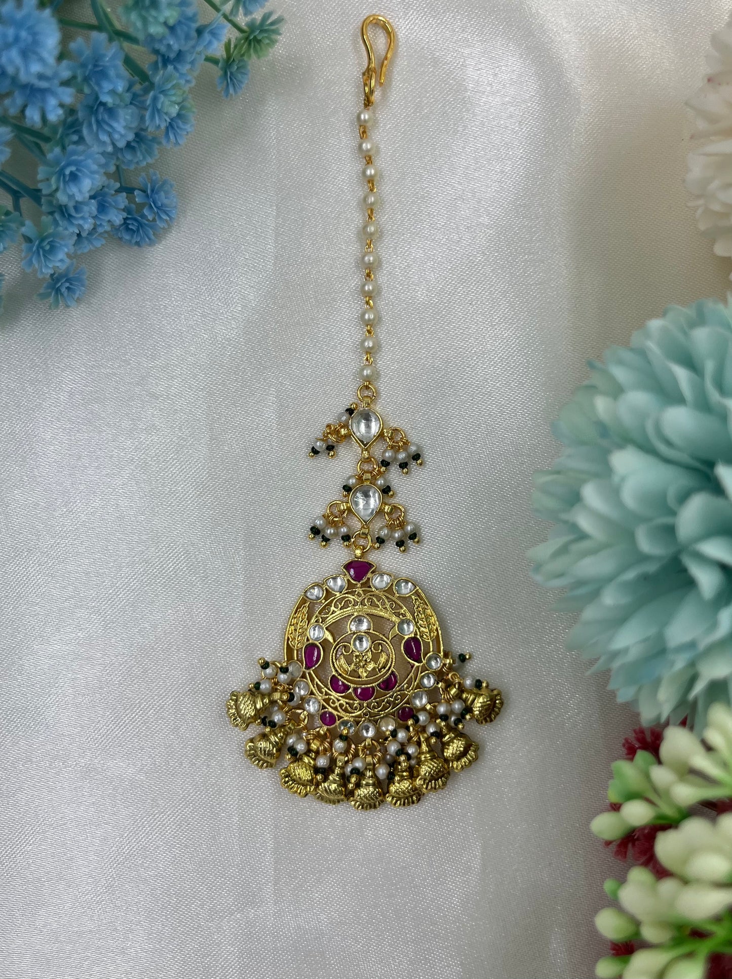 Saanvika Pachi Kundan Mang Tika