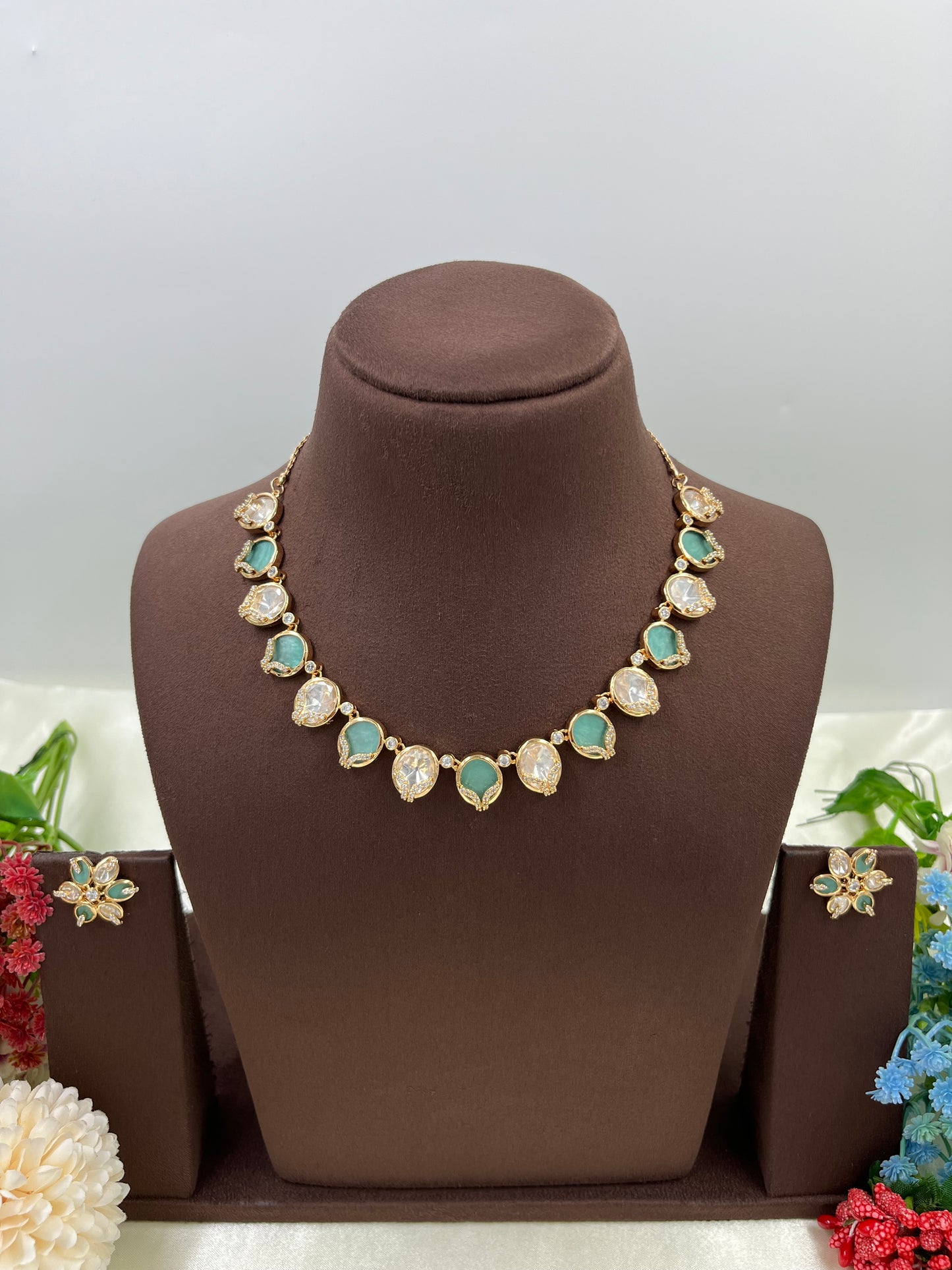 Mop Moissanite Kundan Necklace