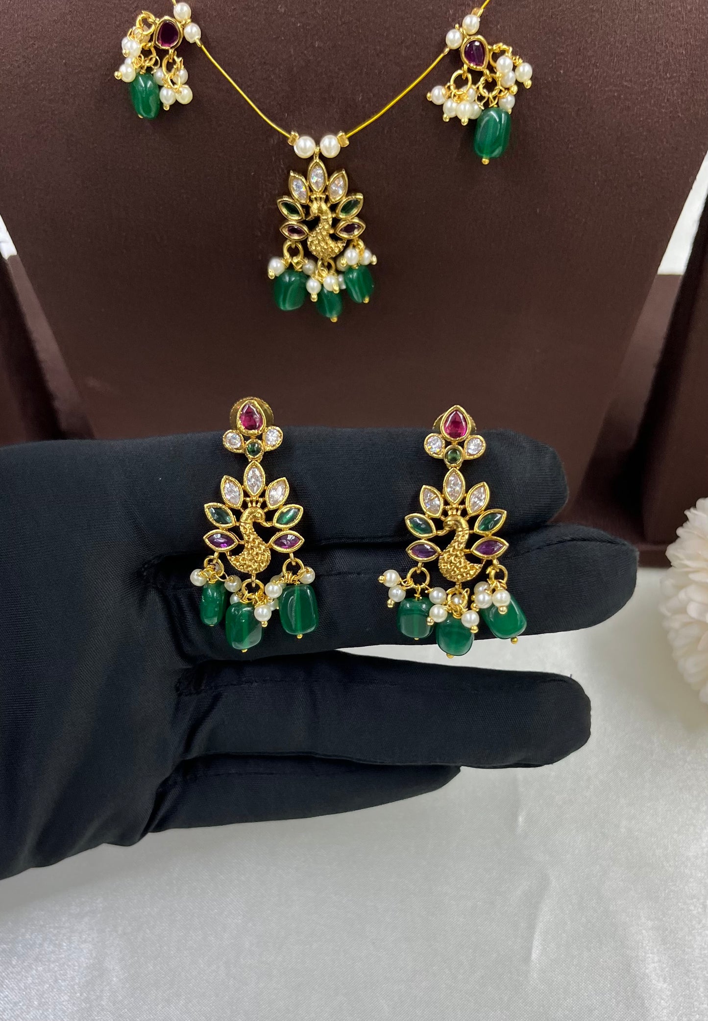 Vani Invisible South Indian Necklace