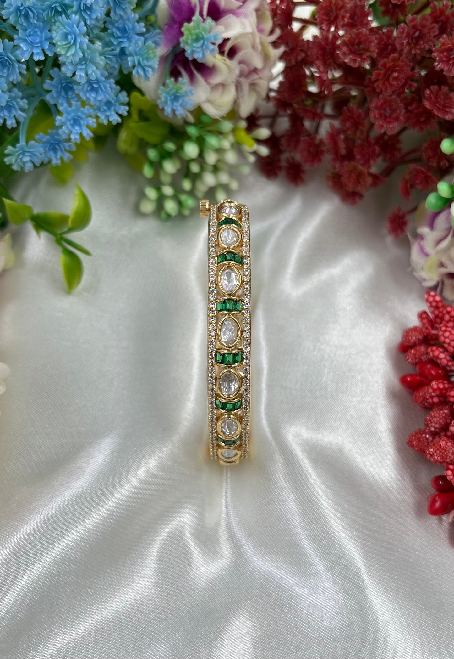 Shine Moissanite Kundan Bracelet (Openable)