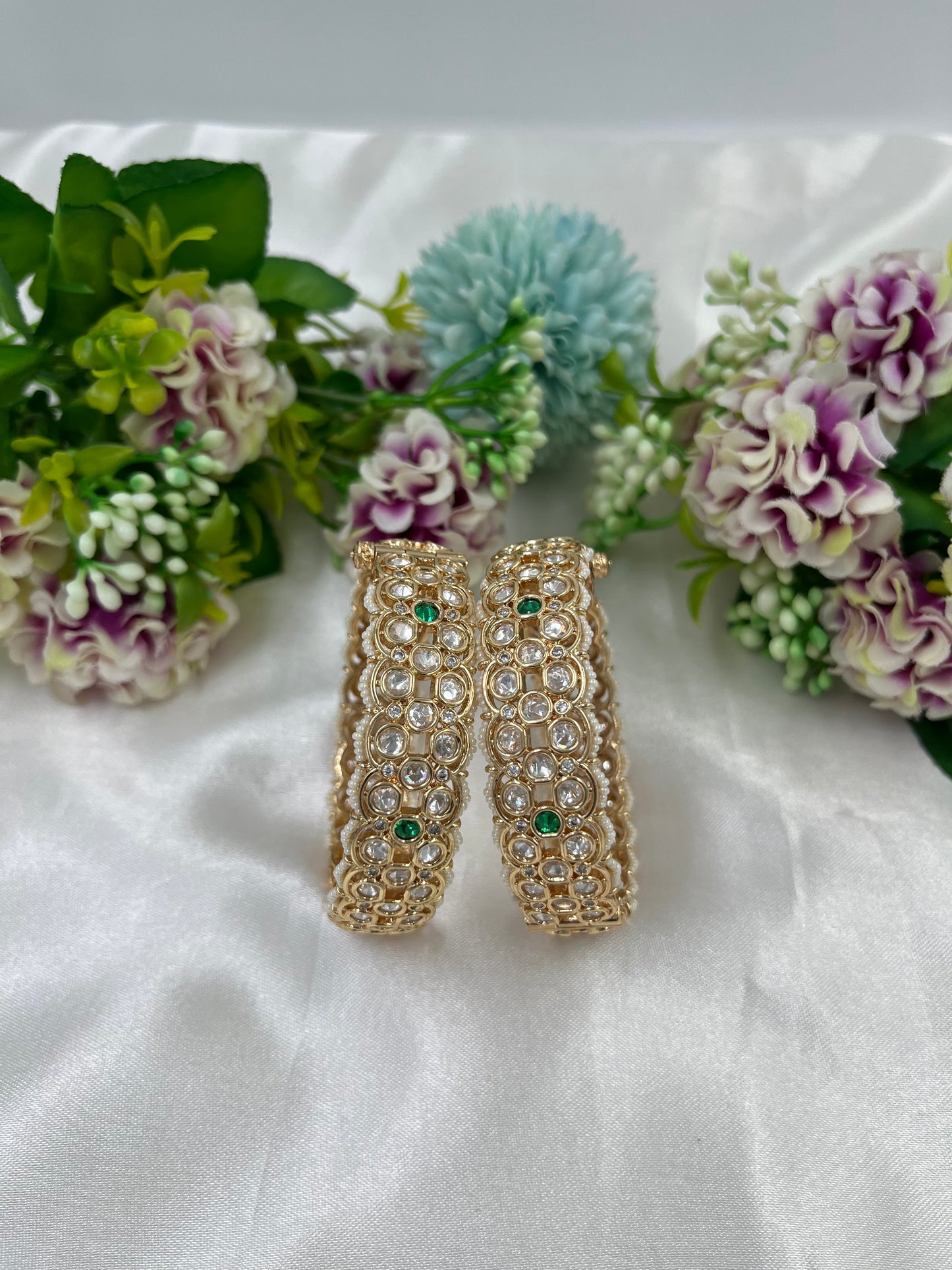 Divya Moissanite Kundan Premium Bangles Set