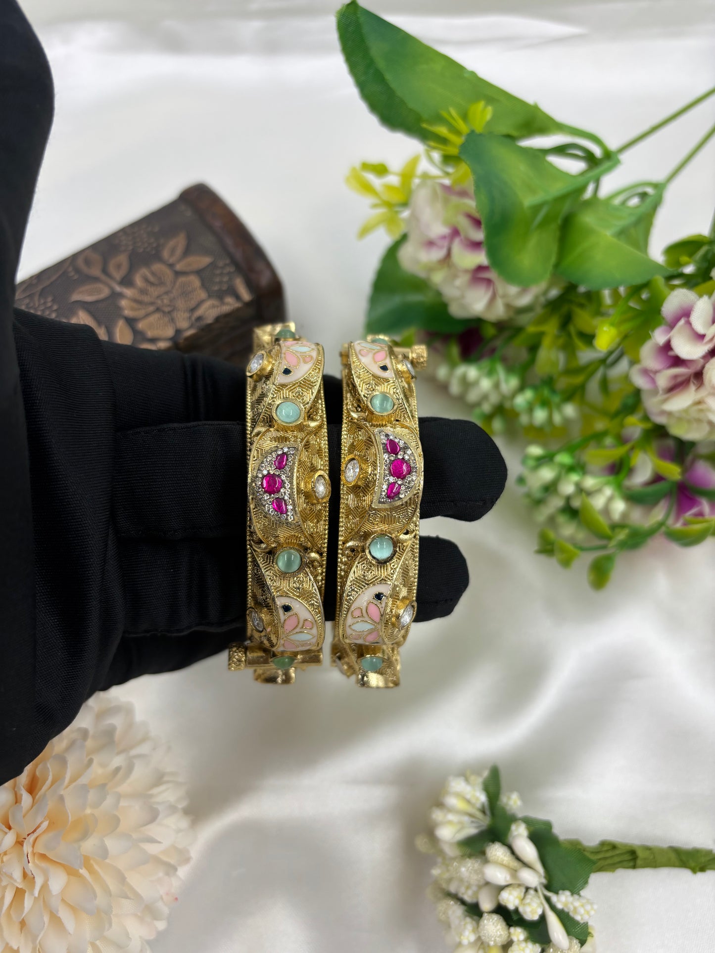 Ratan Premium Heritage Bangles