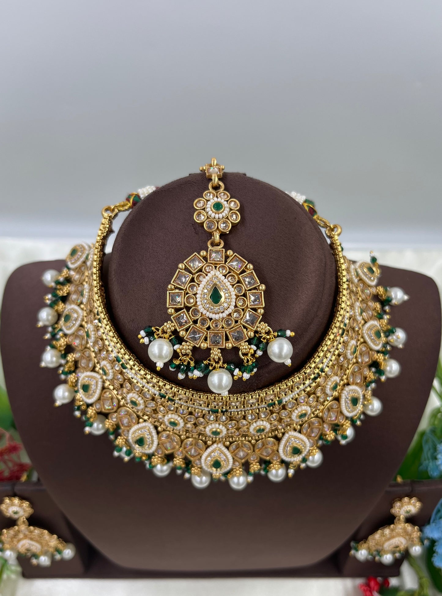 Amrita Traditional Choker